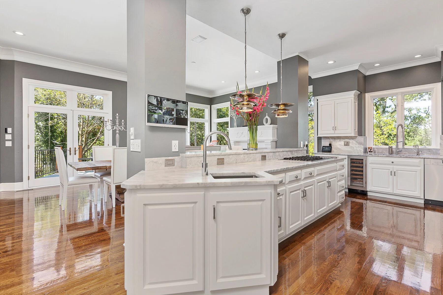 2920 W 113th St - Web-119.JPG