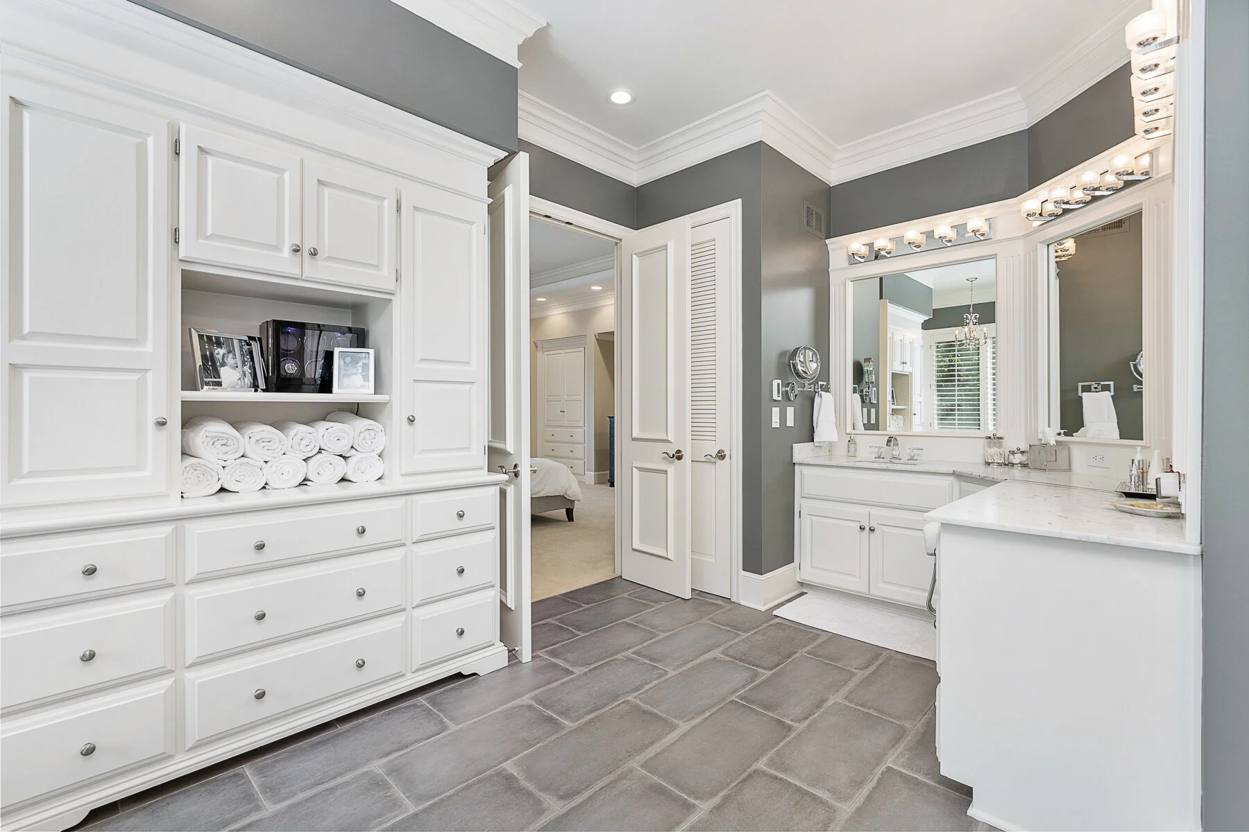 2920 W 113th St - Web-141.JPG