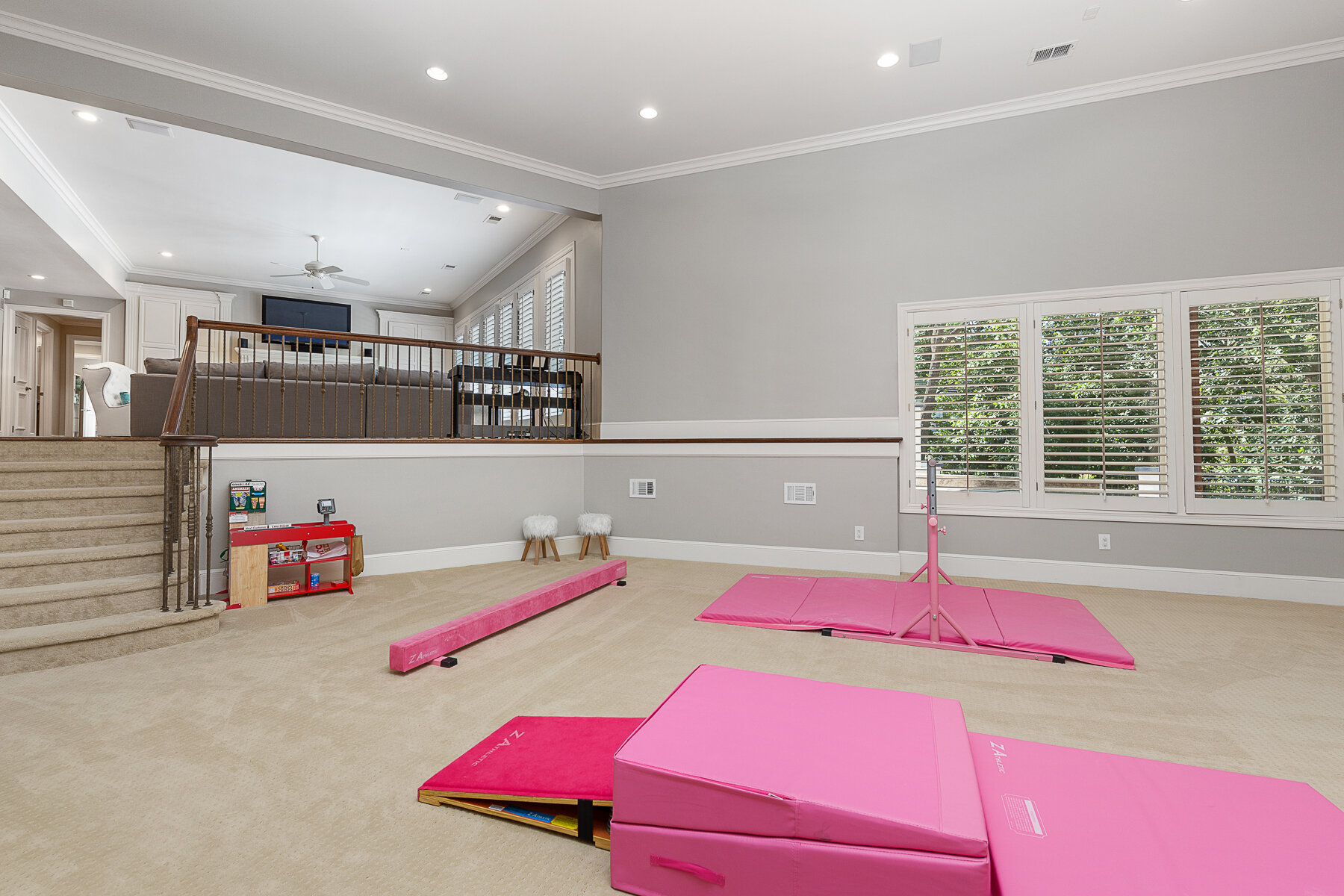 2920 W 113th St - Web-180.JPG