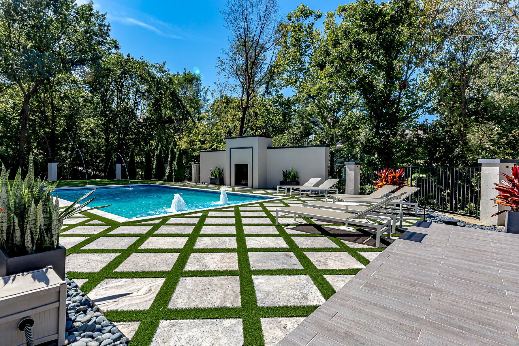 2920 W 113th St - Web-202.JPG