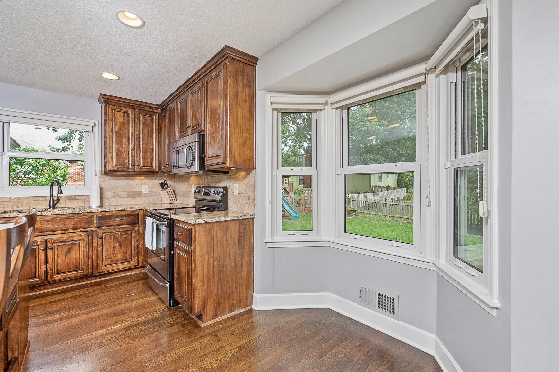 2208 W 119th Terrace - Web-211.JPG