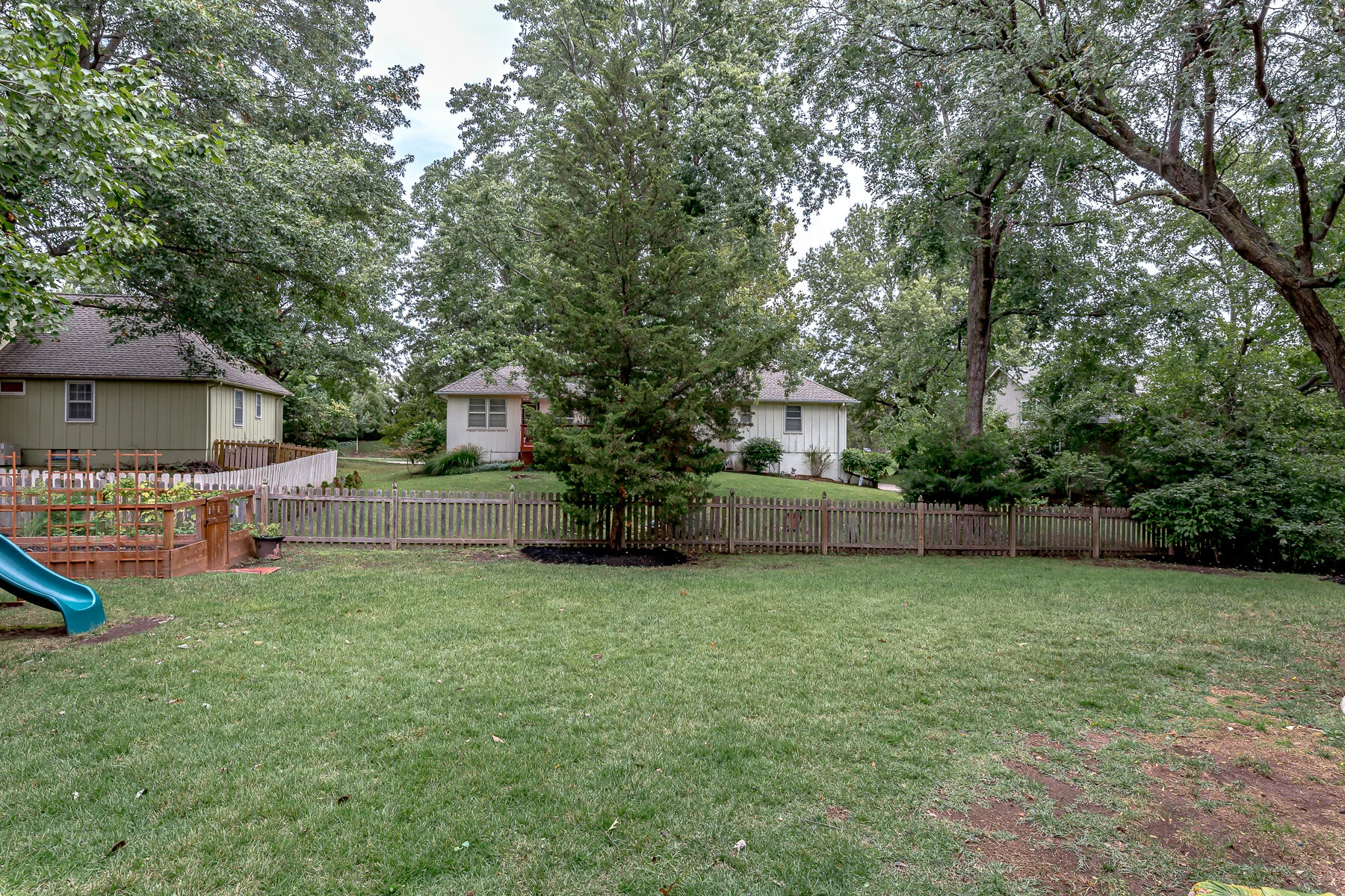 2208 W 119th Terrace - Web-240.JPG