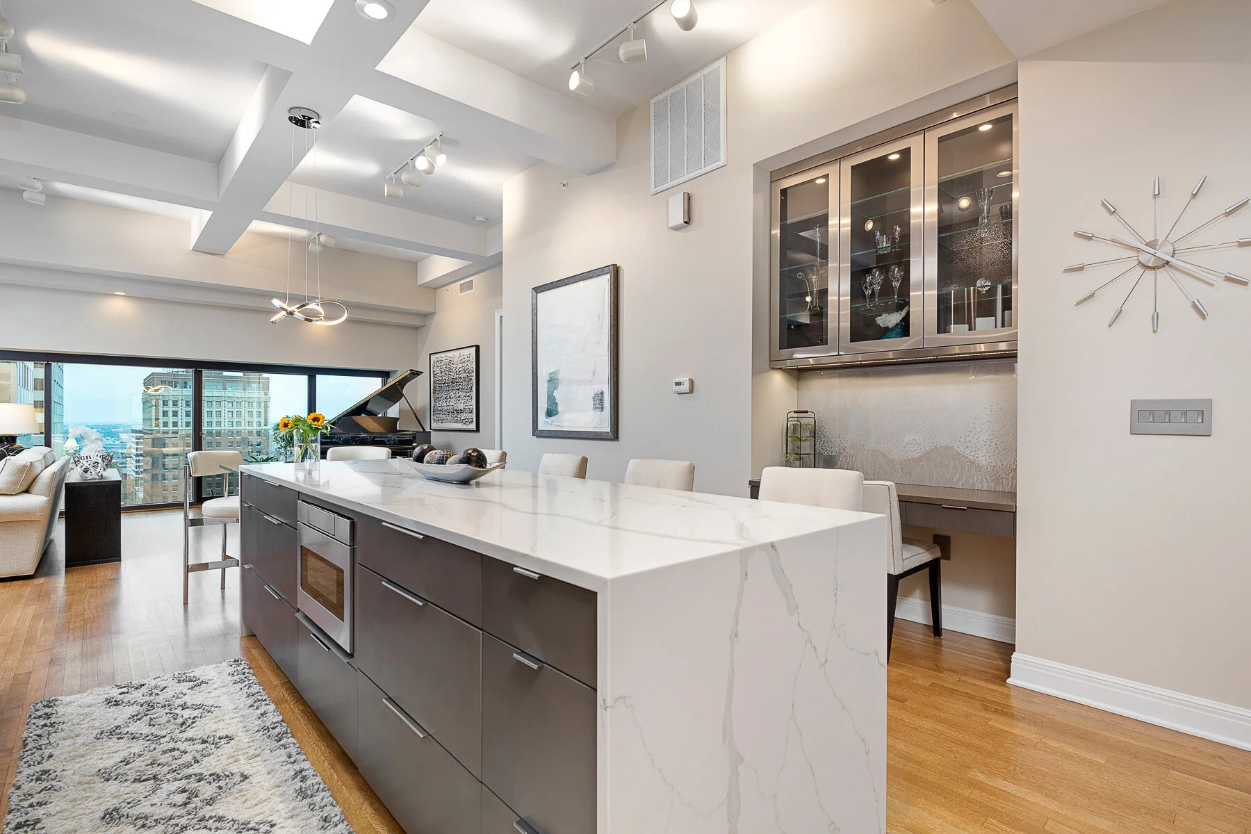 1101 Walnut St Unit 1806 - Web-301.JPG