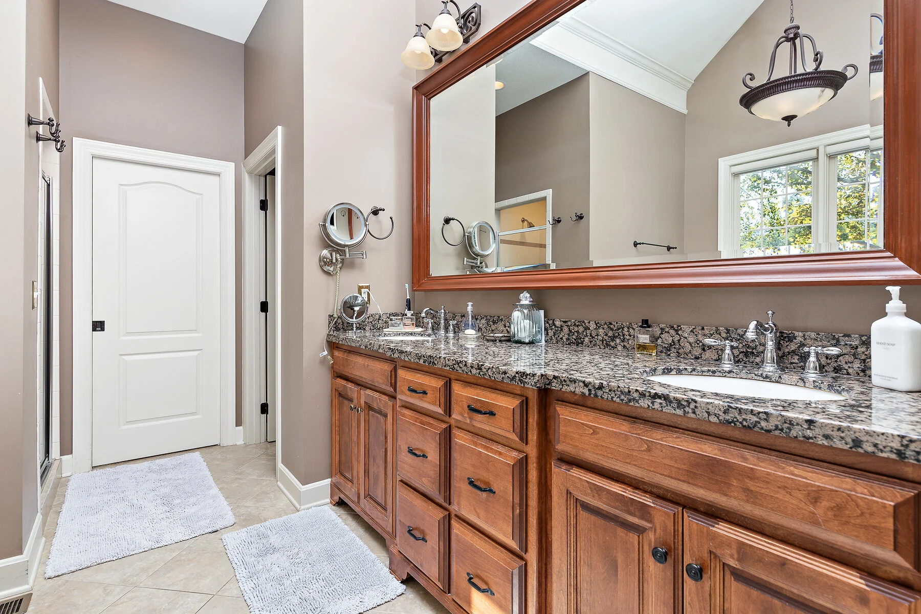 11373 Granada Court - Web-127.JPG