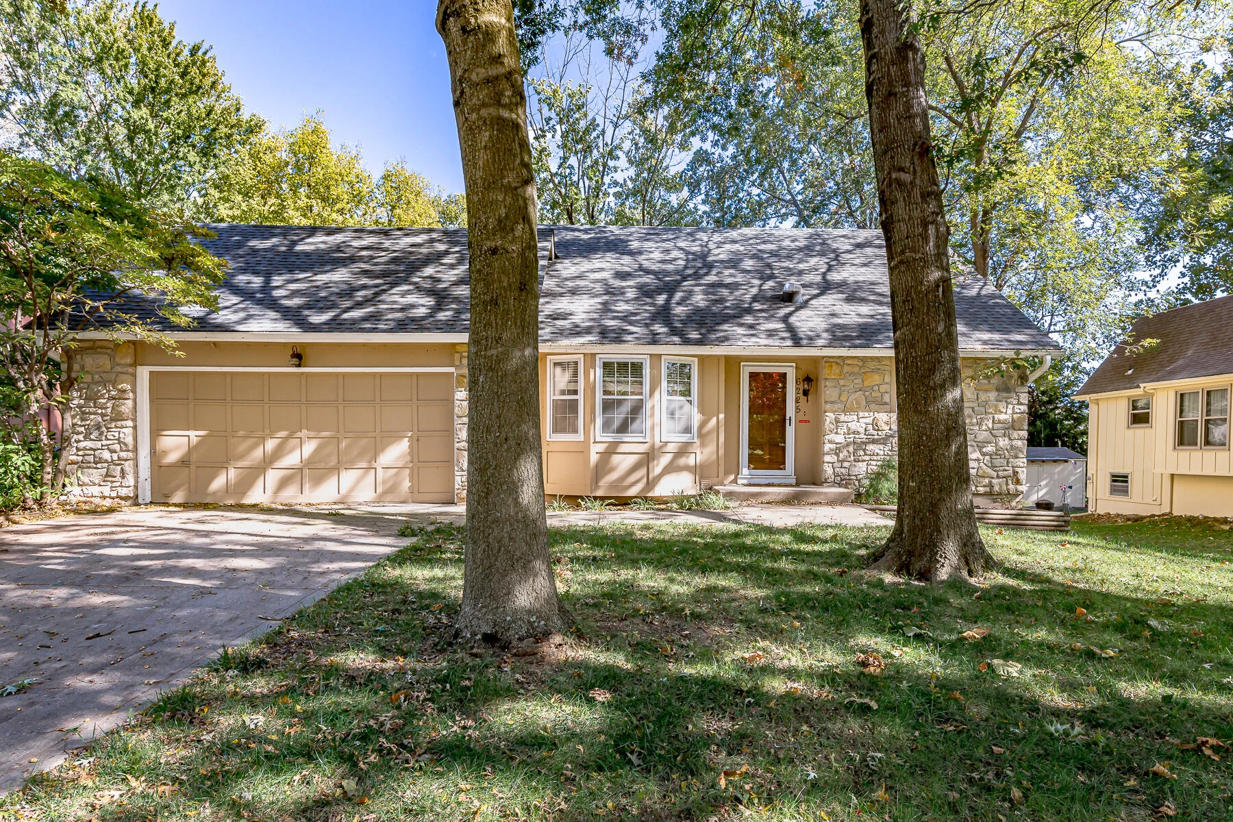 6225 MULLEN ROAD - Web-201.JPG