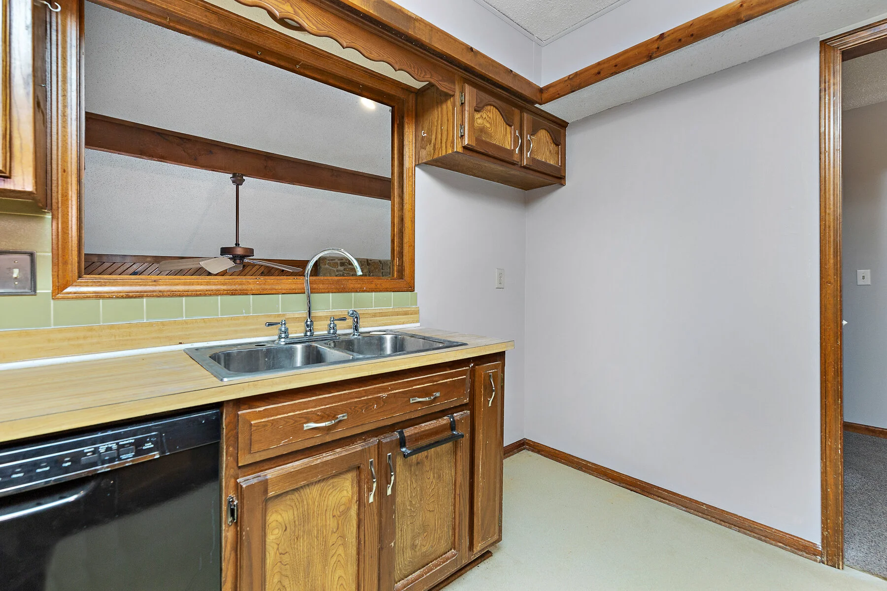 6225 MULLEN ROAD - Web-209.JPG