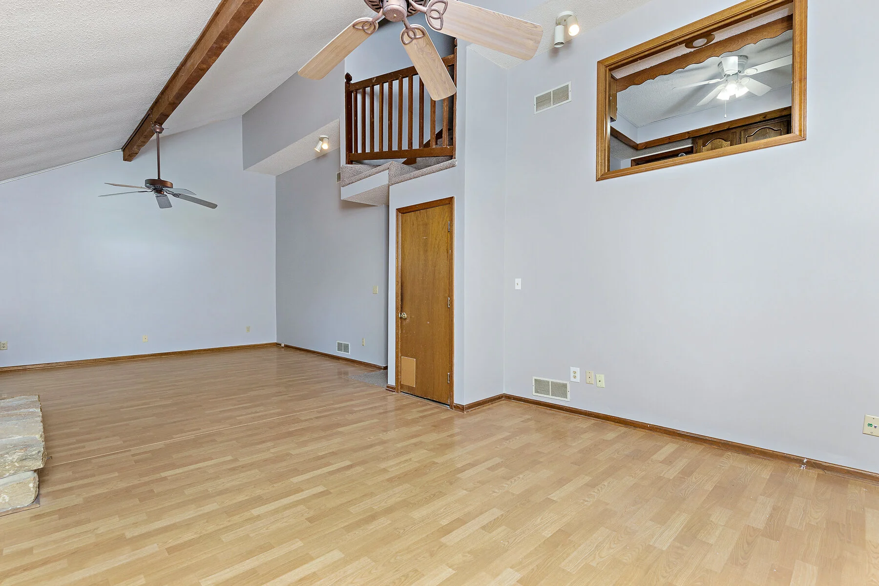 6225 MULLEN ROAD - Web-218.JPG