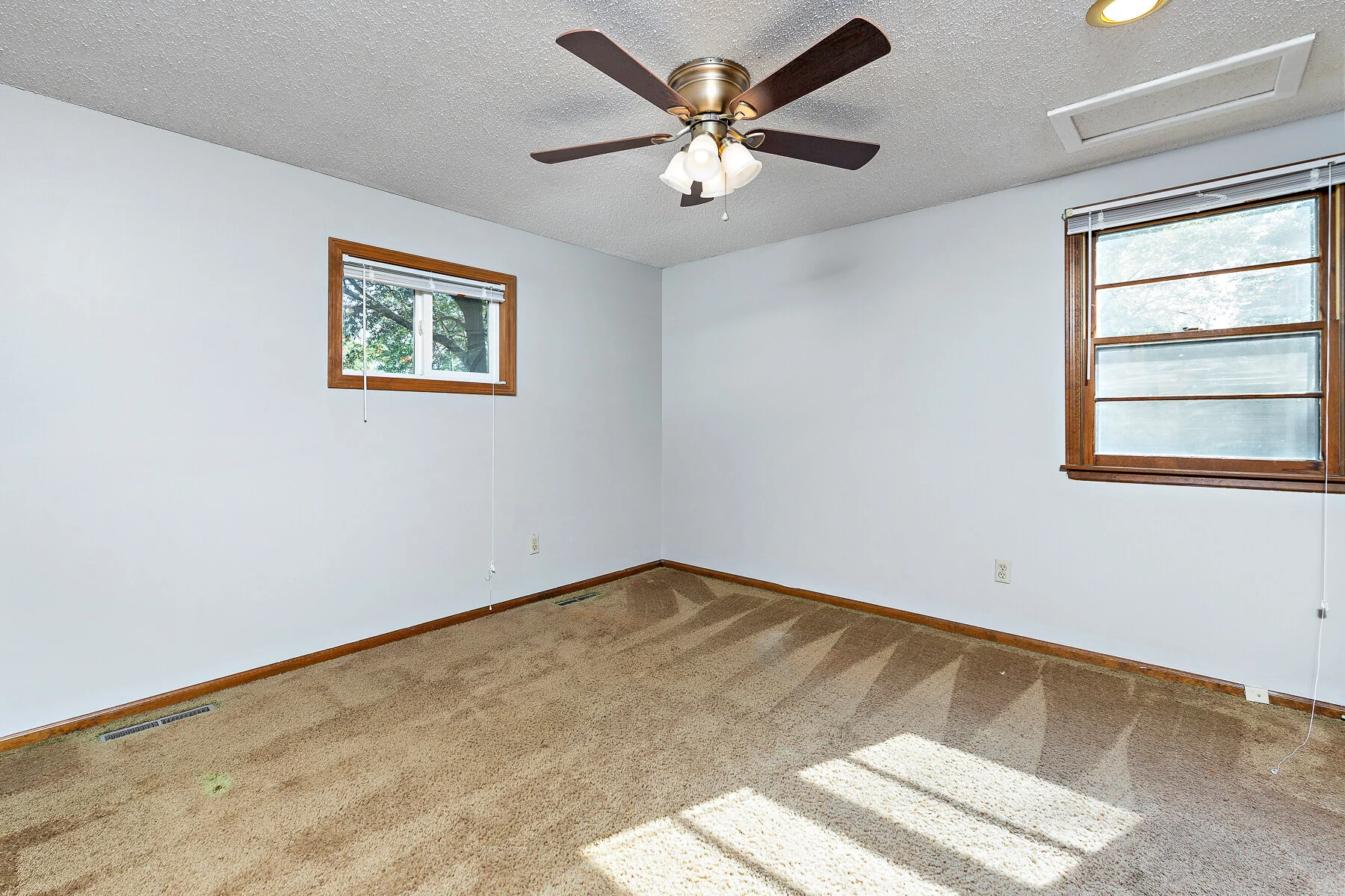 6225 MULLEN ROAD - Web-223.JPG