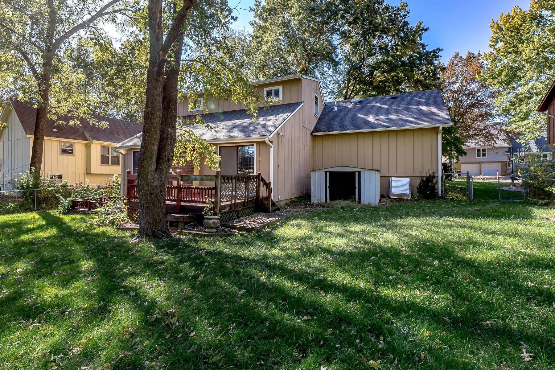 6225 MULLEN ROAD - Web-228.JPG