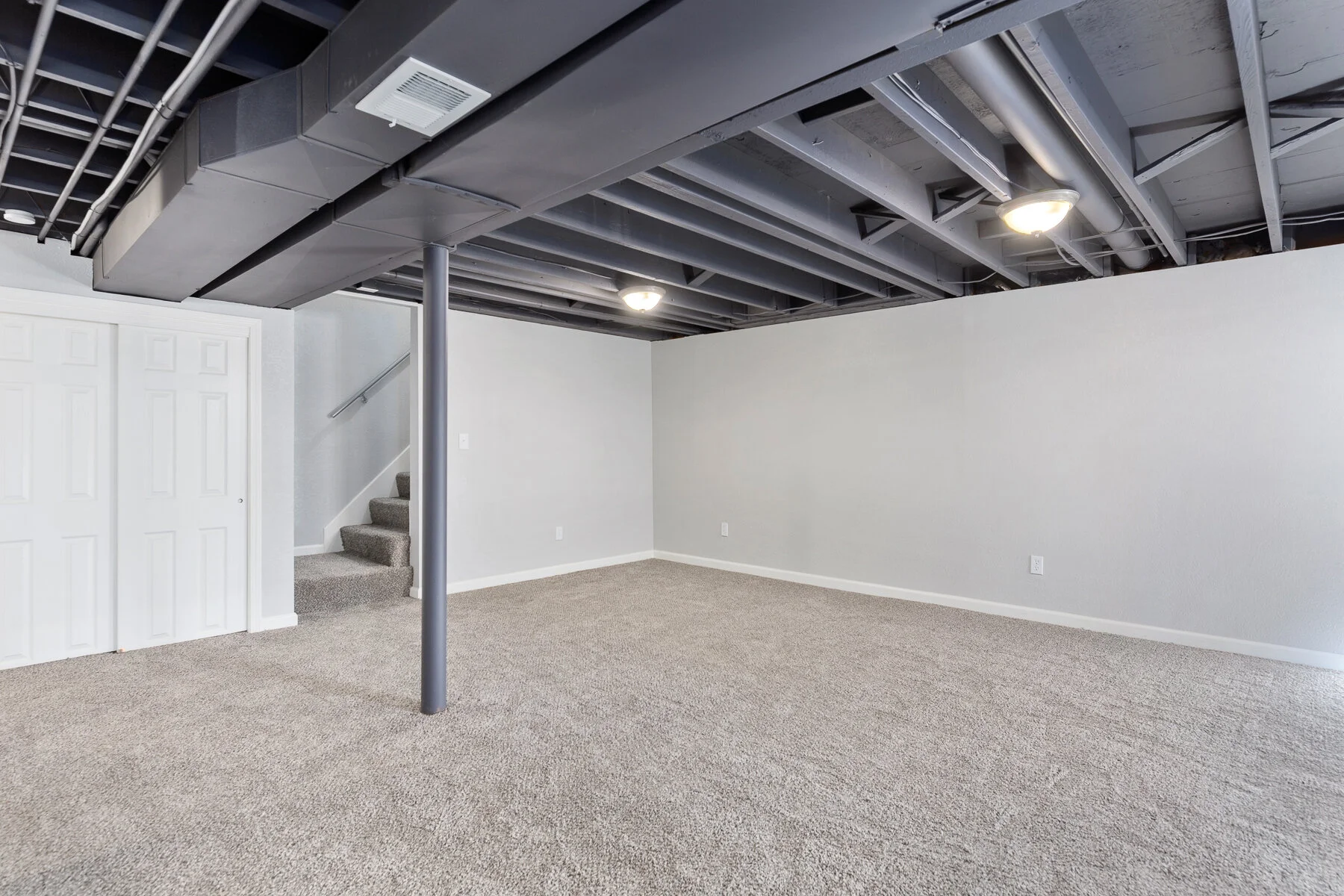 10817 Bellaire Ave - Final-128.JPG