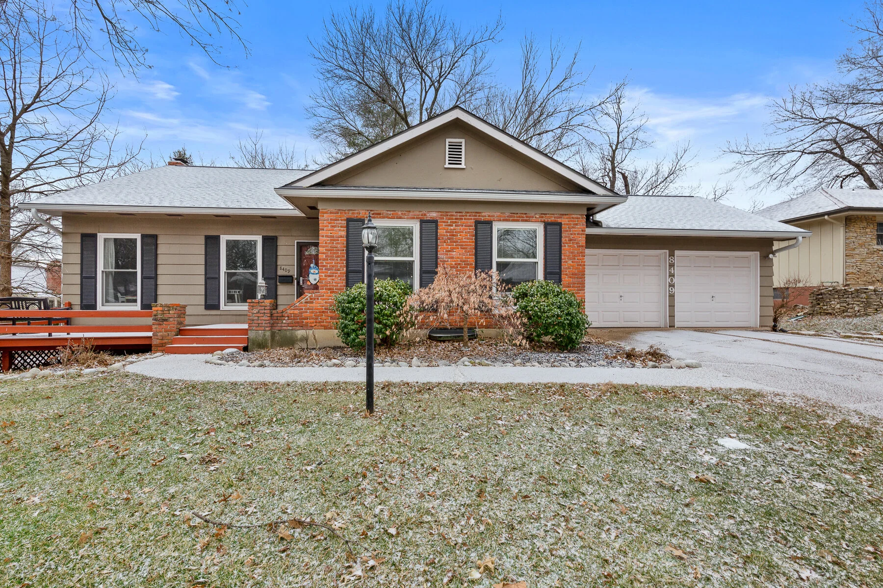 8409 West 90th Street - Web-101.JPG