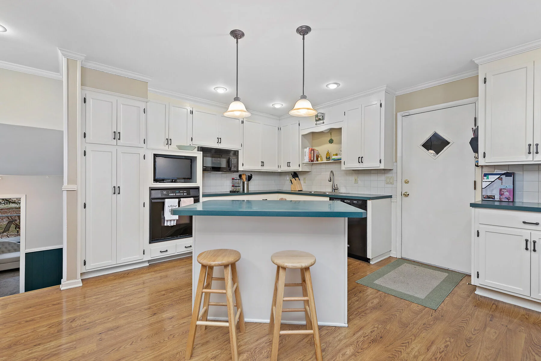 8409 West 90th Street - Web-110.JPG