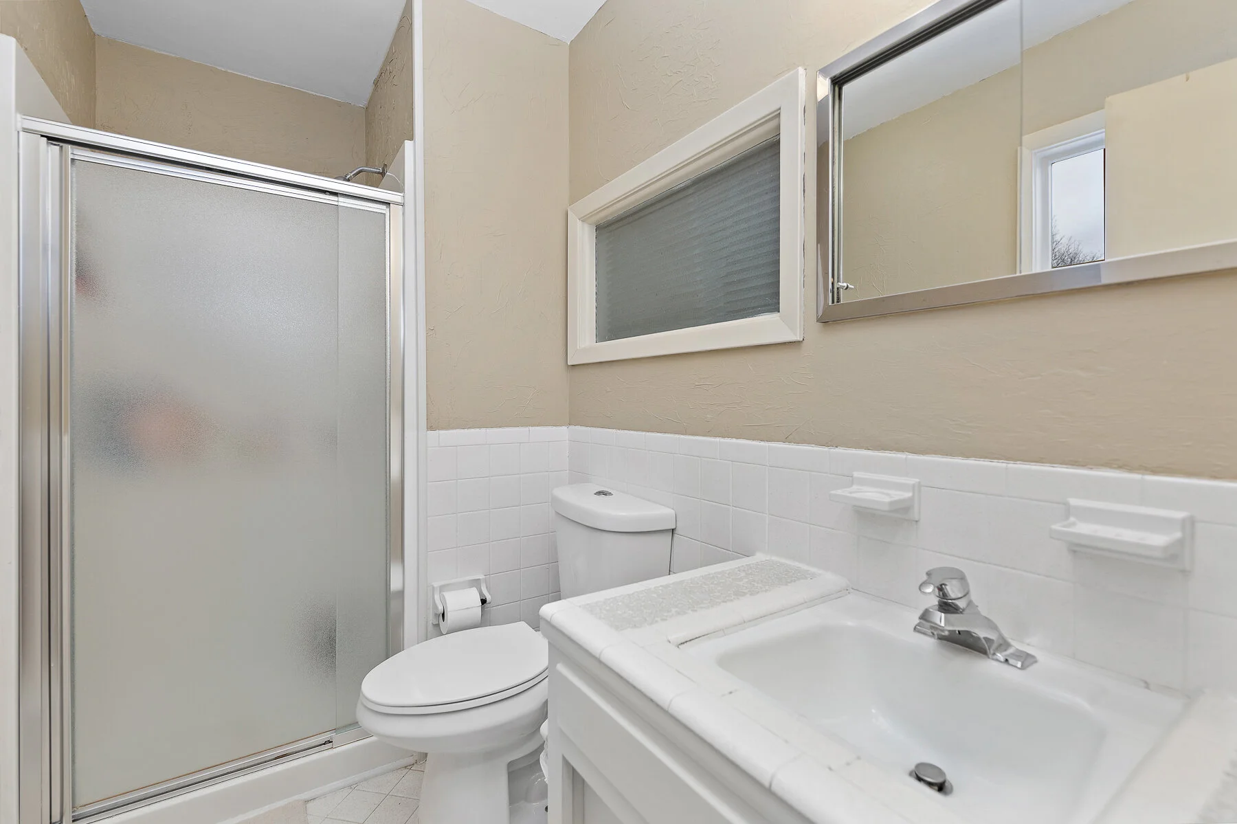 8409 West 90th Street - Web-121.JPG