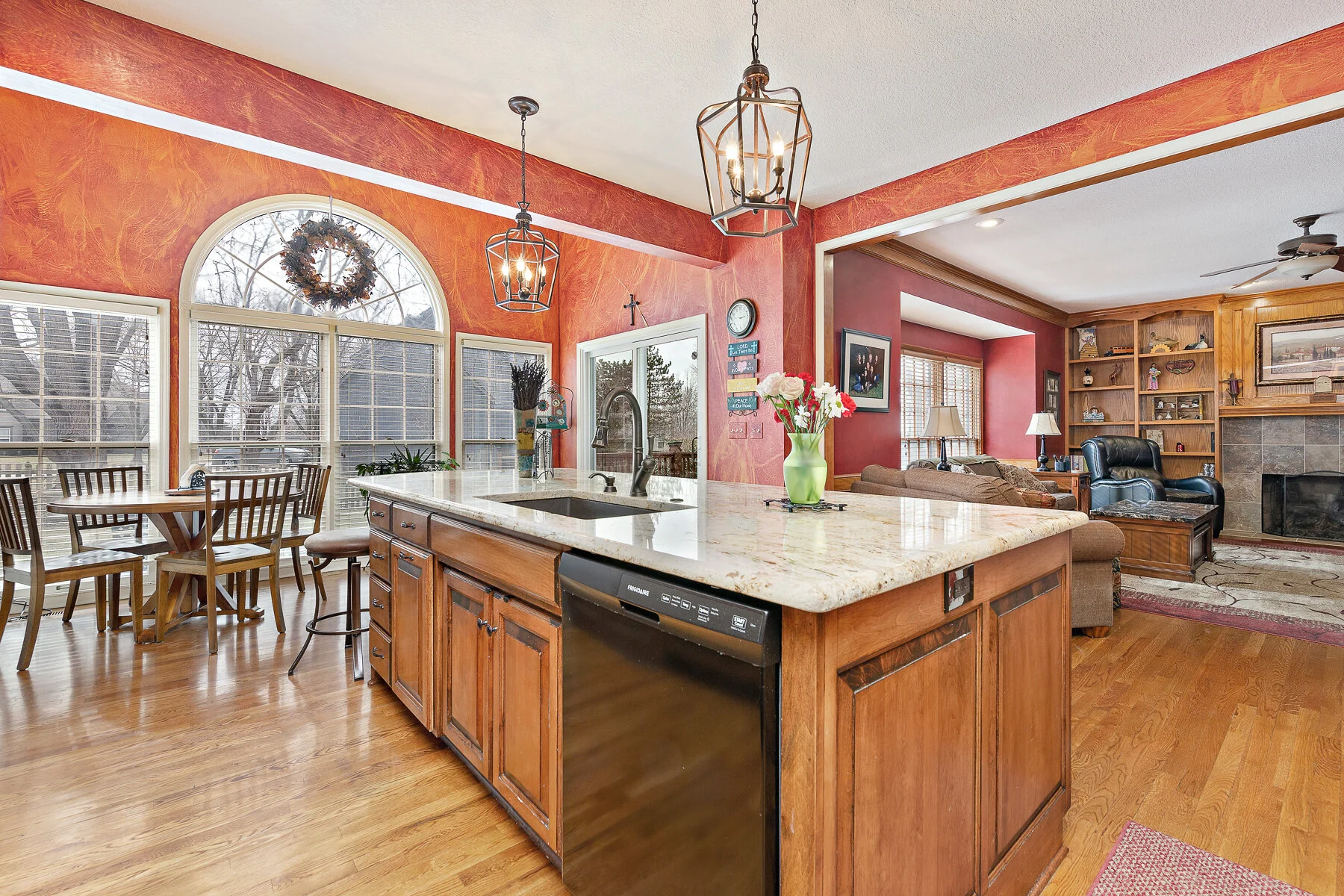 13024 ASH STREET - Web-110.JPG