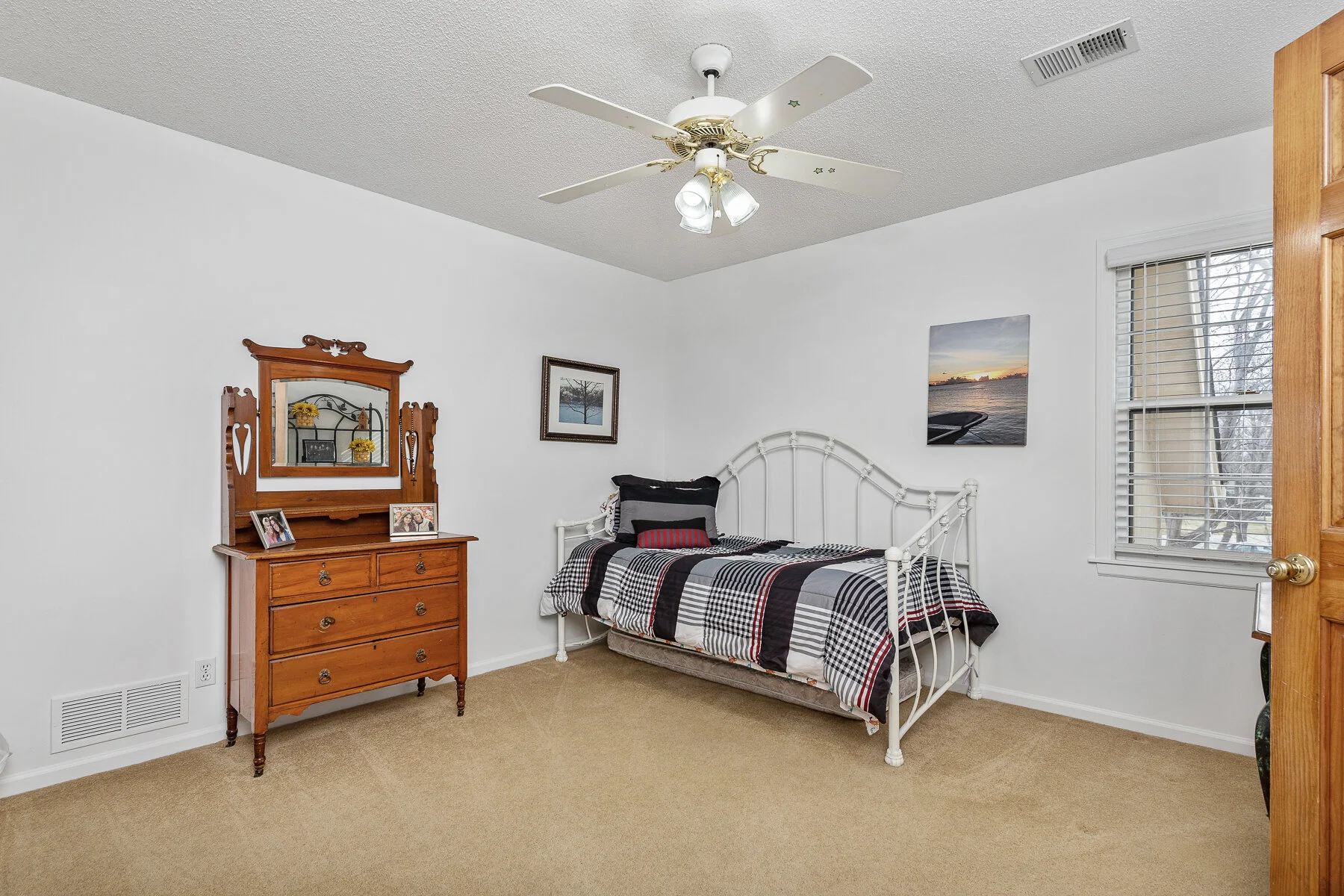 13024 ASH STREET - Web-122.JPG