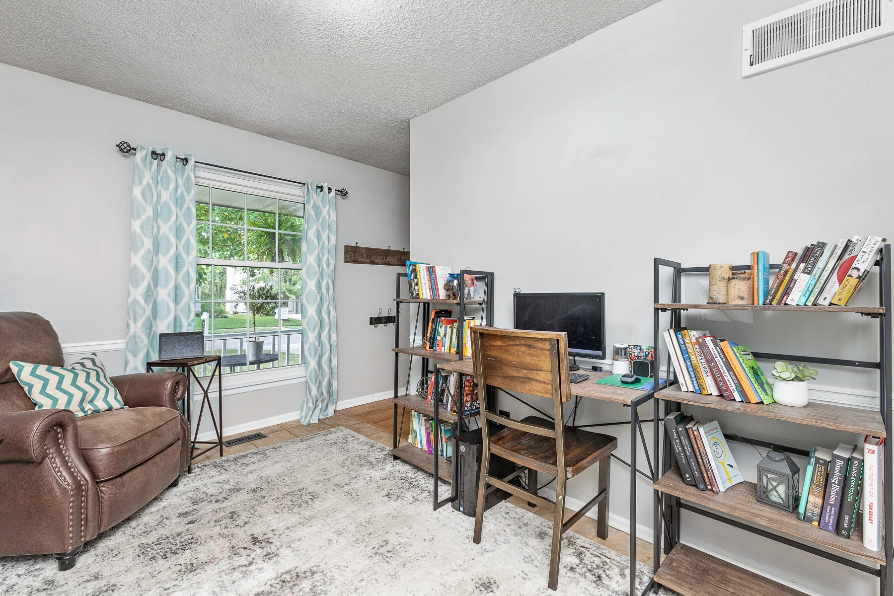 8815 West 118th Terrace - Web-114.jpg