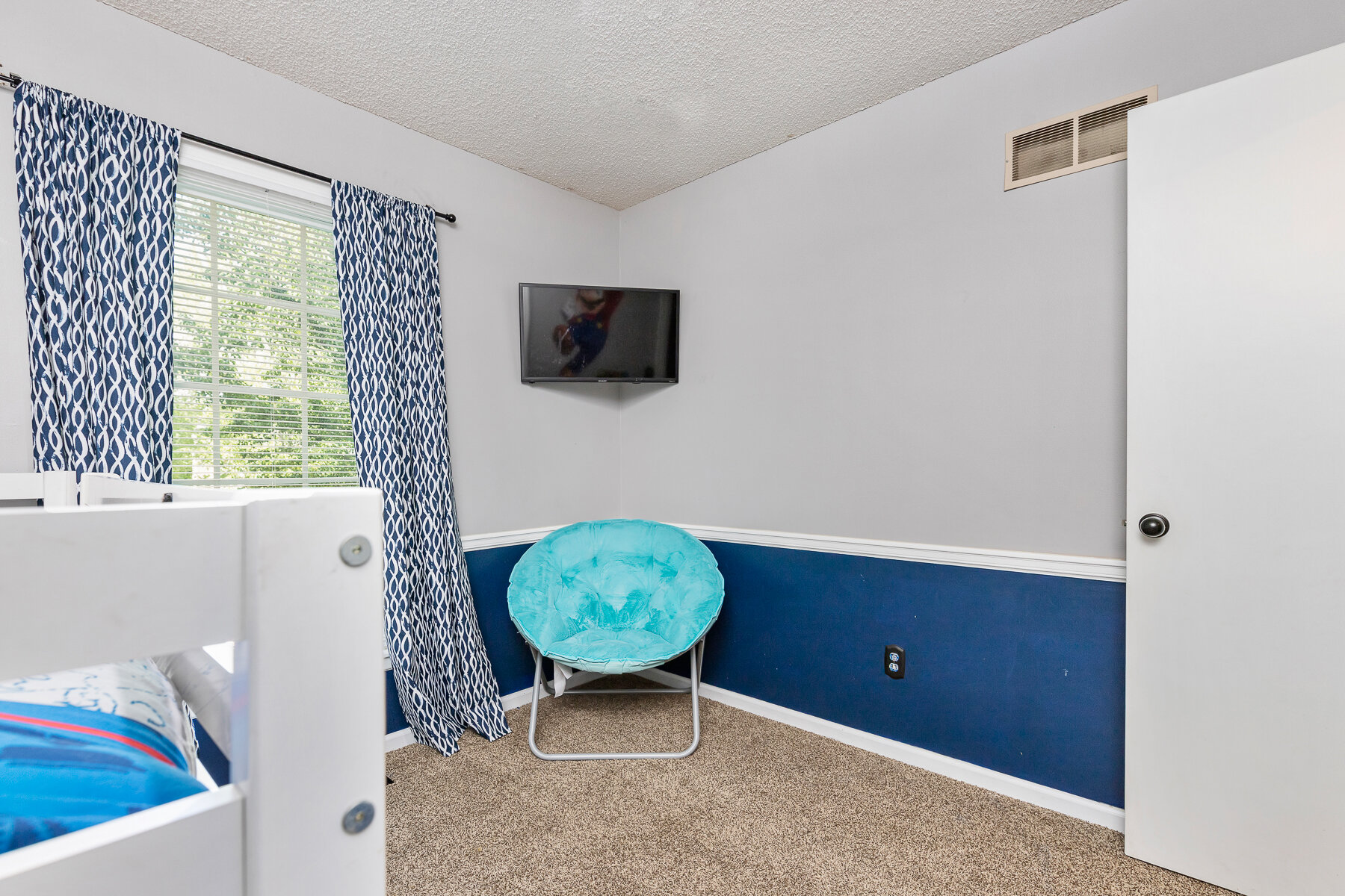 8815 West 118th Terrace - Web-124.jpg