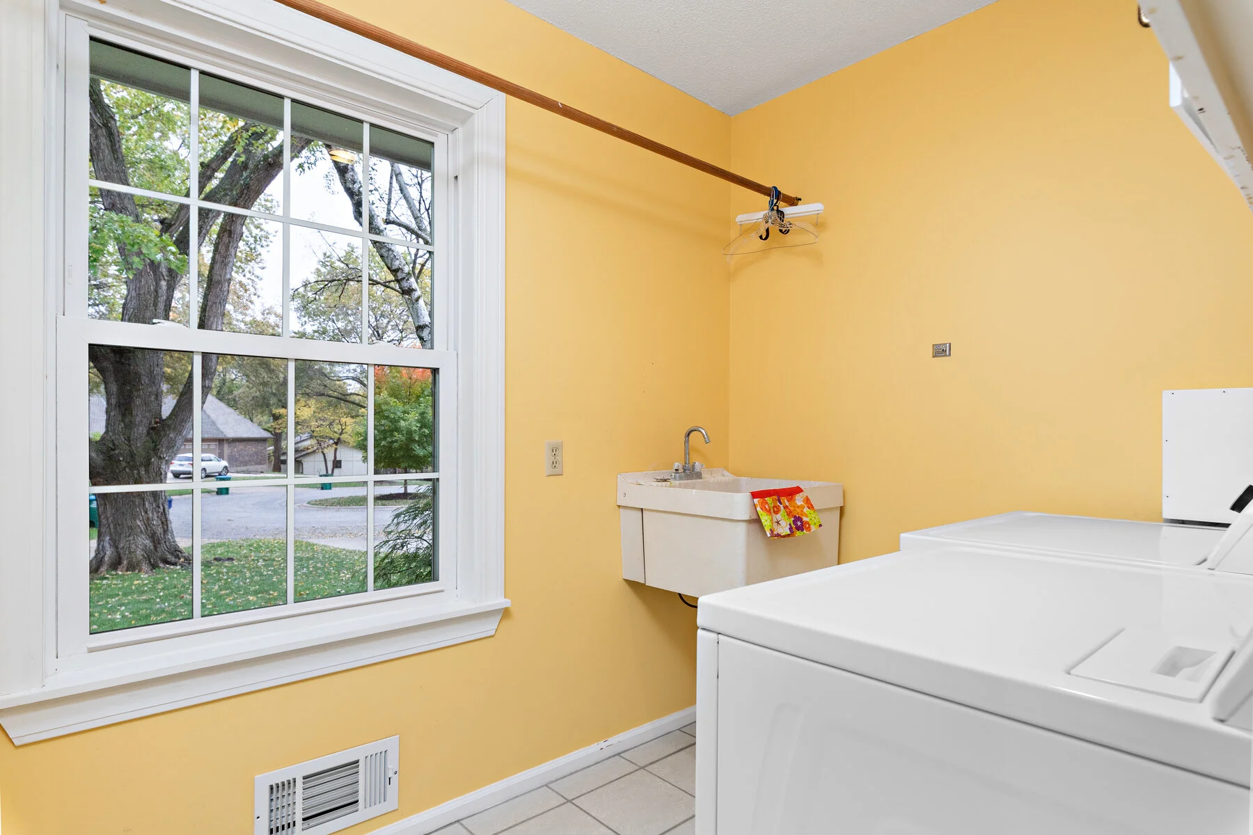 12306 Wenonga Lane - Web-119.JPG