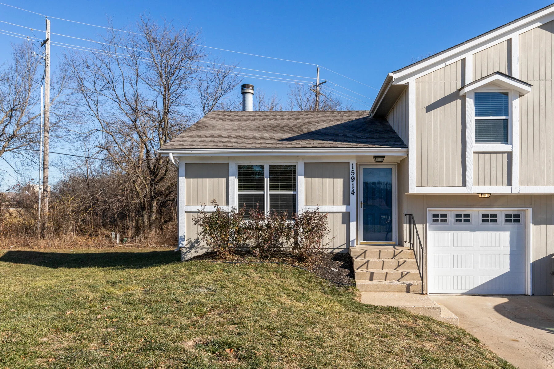 15914 West 123rd Street - Web-101.JPG