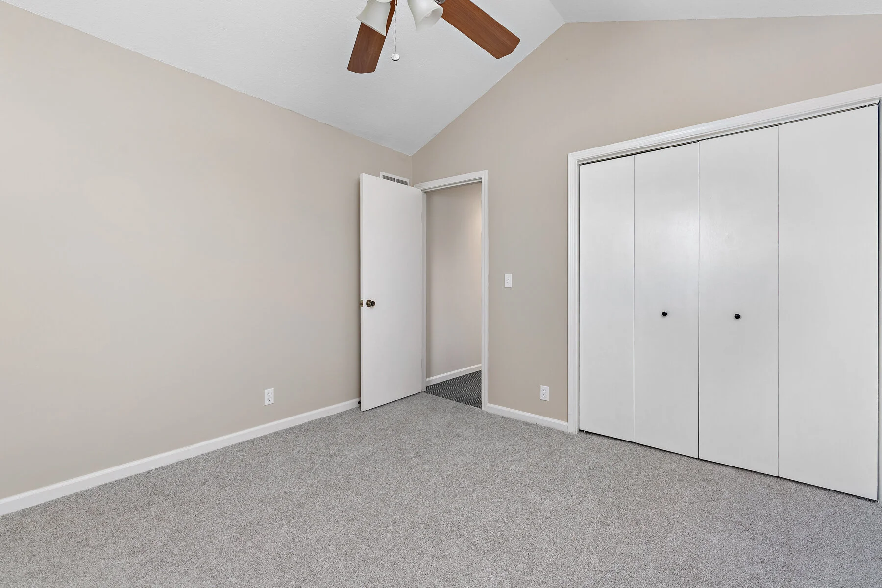 15914 West 123rd Street - Web-119.JPG