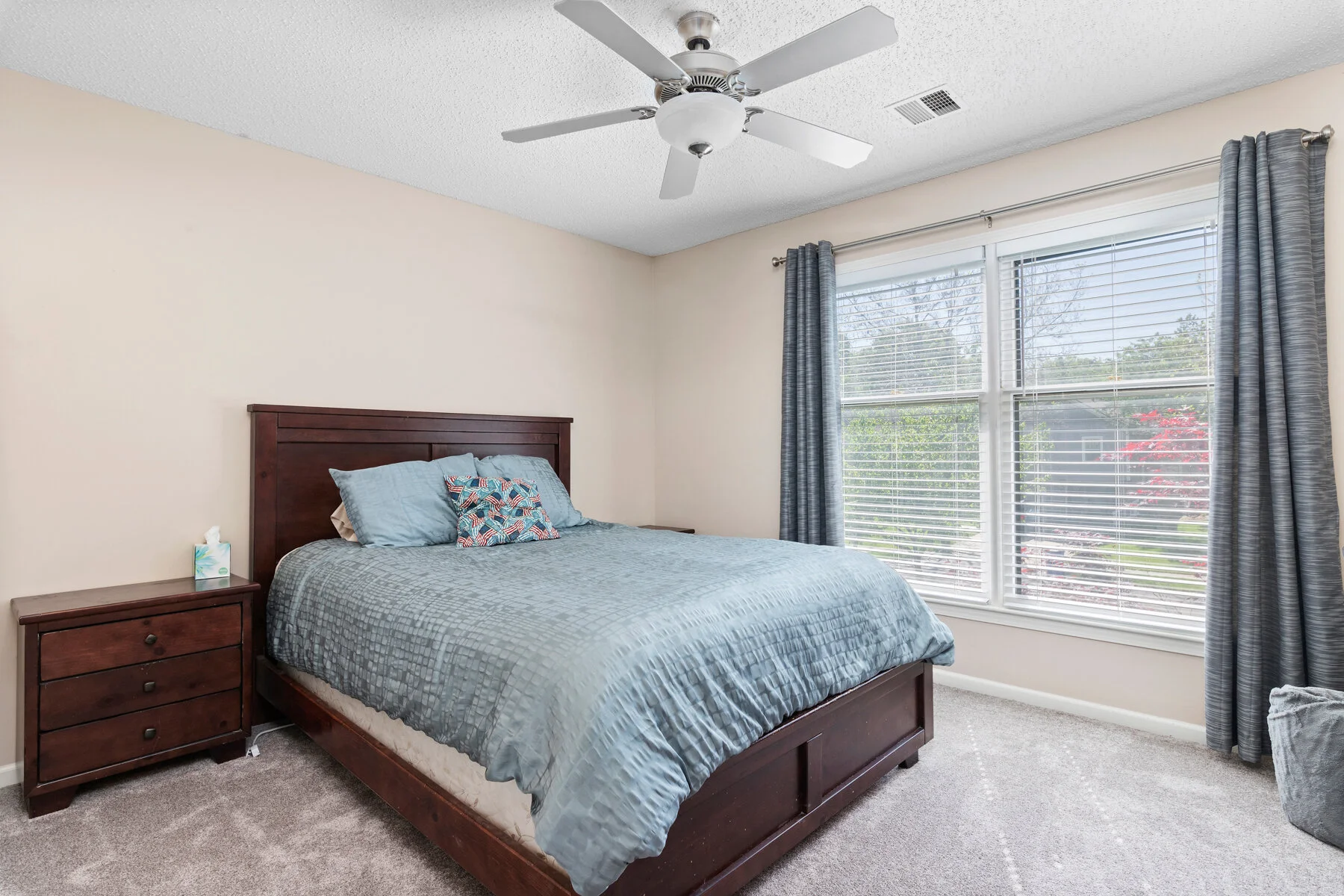 15602 W 81ST STREET - Web-123.JPG