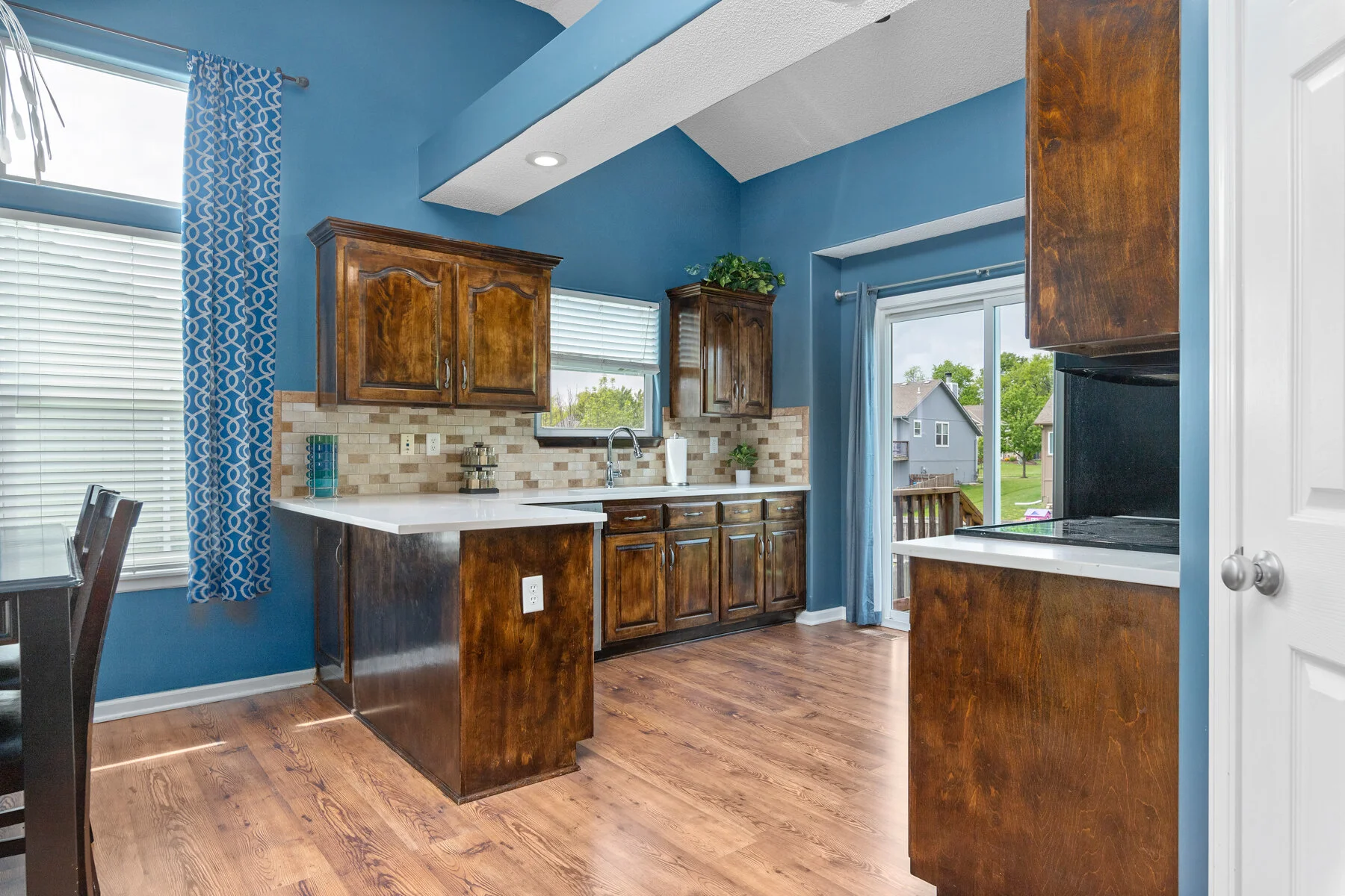 20468 W 221st Street - Web-107.JPG
