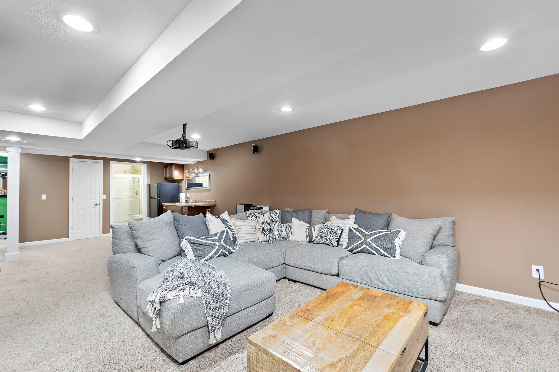 1200 SW Summit Hill Dr - Web-141.JPG