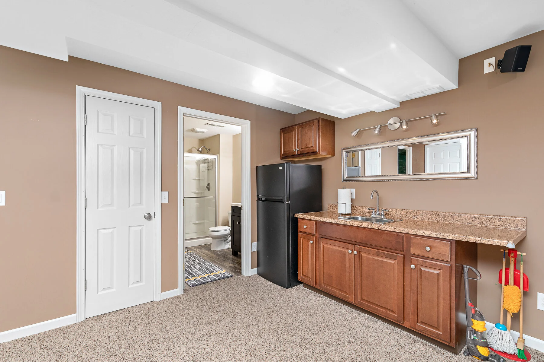 1200 SW Summit Hill Dr - Web-142.JPG