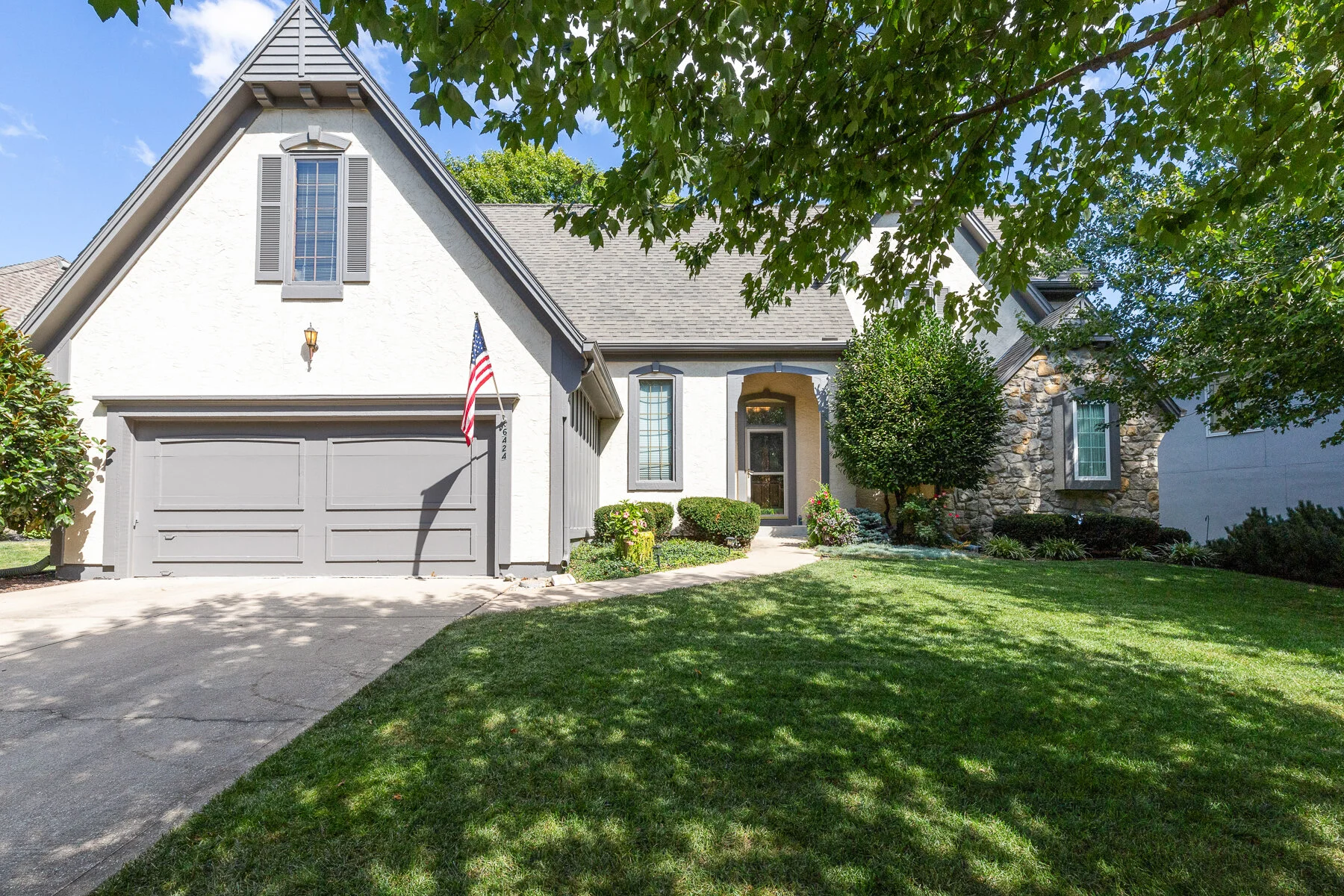 6424 W 125TH STREET - Web-101.JPG