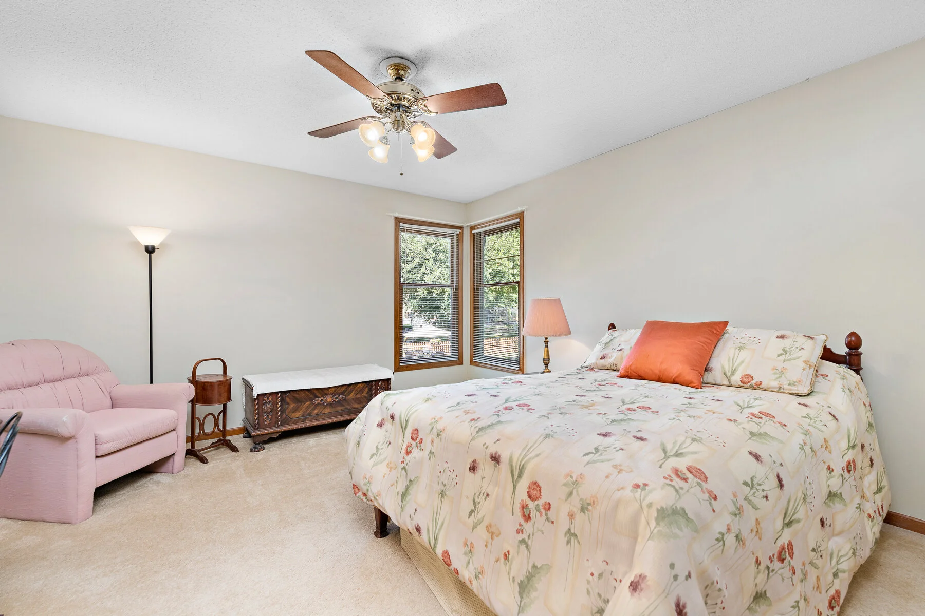 6424 W 125TH STREET - Web-128.JPG