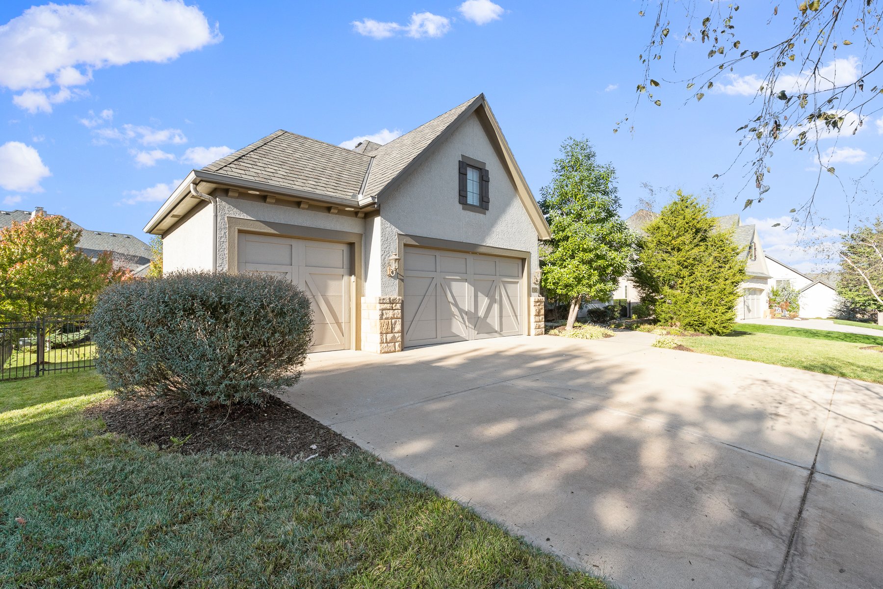 11208 West 163rd Street - Web-100.JPG