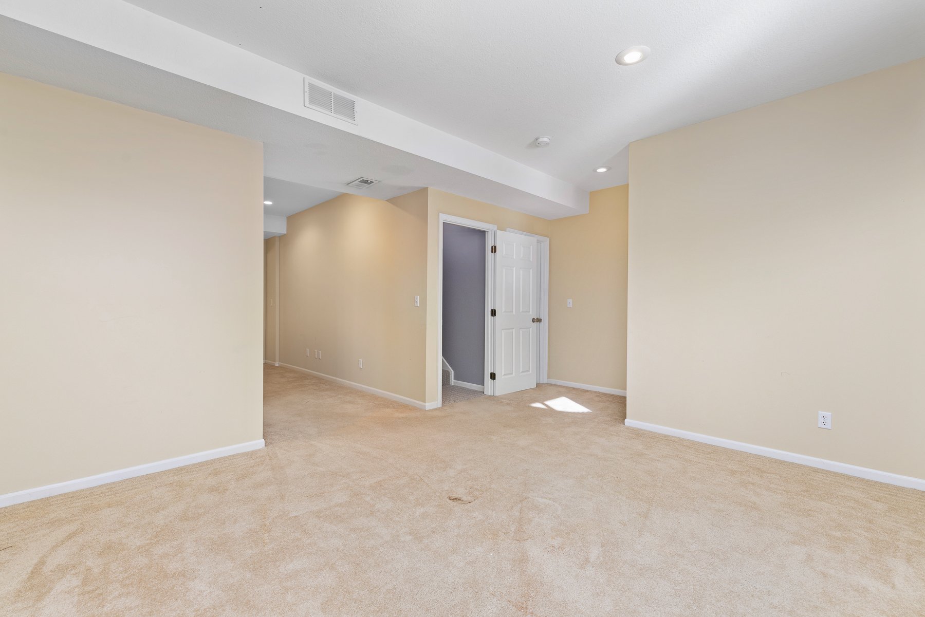 12829 Cambridge Road - Web-130.JPG