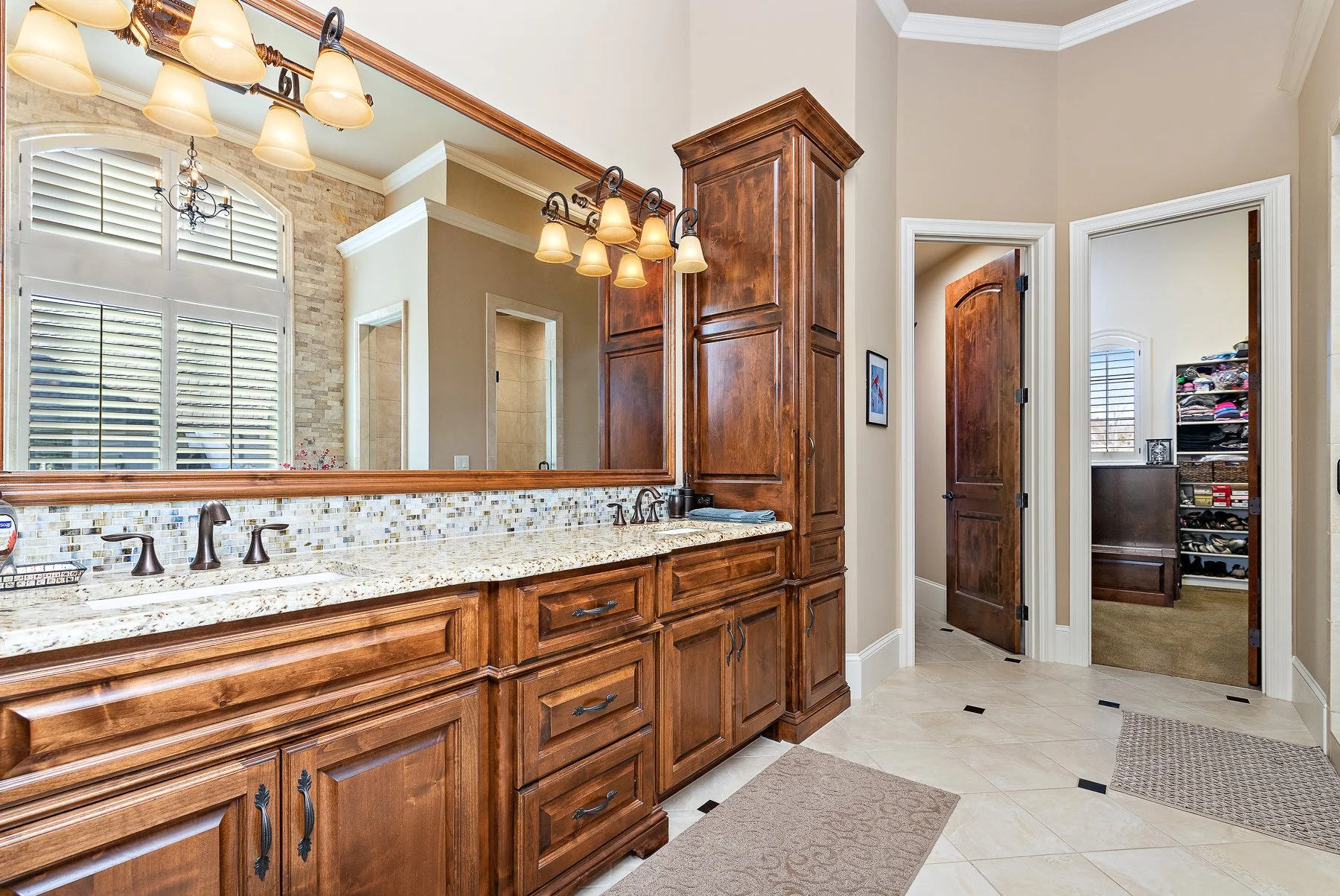 3953 w 151st Terrace - Web-133.JPG