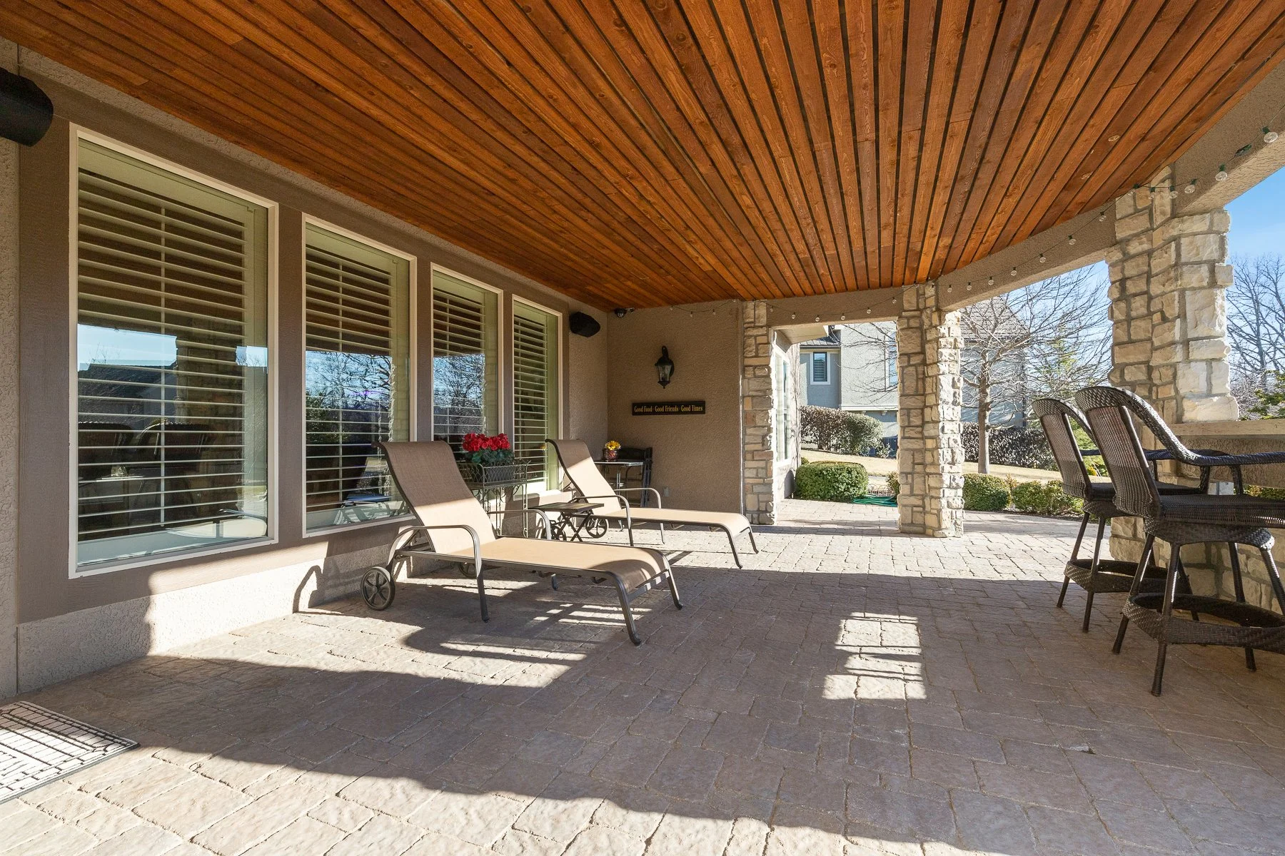 3953 w 151st Terrace - Web-176.JPG