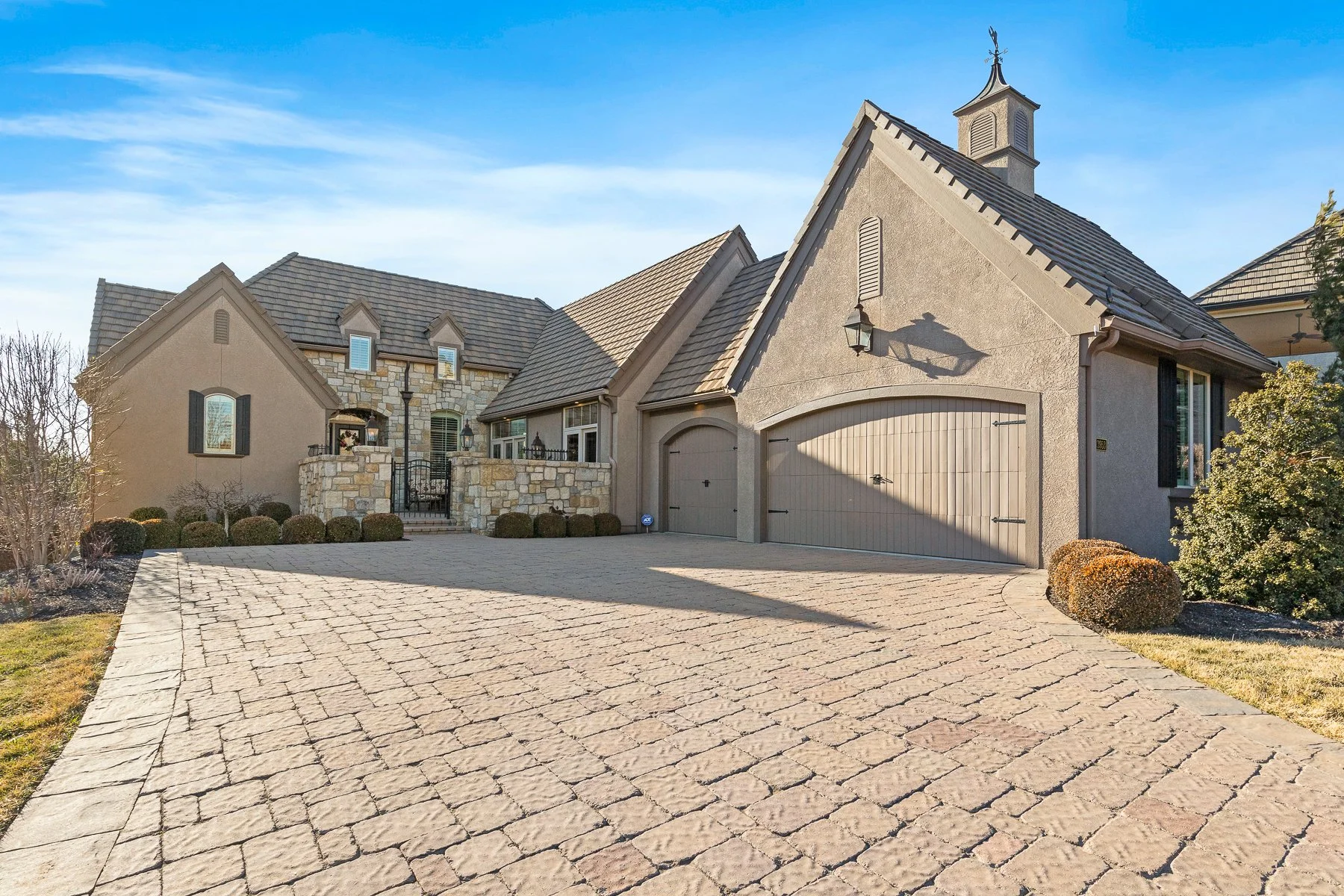 3953 w 151st Terrace - Web-101.JPG