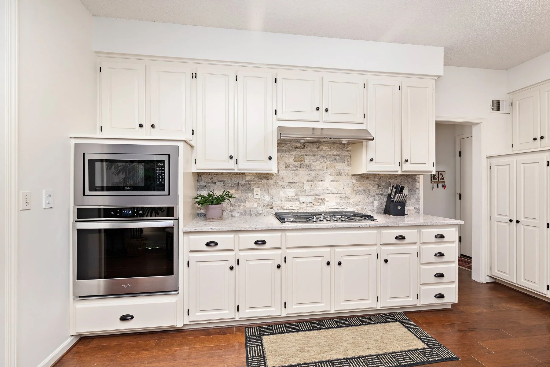 6205 w 126th Terrace - web-126.jpg