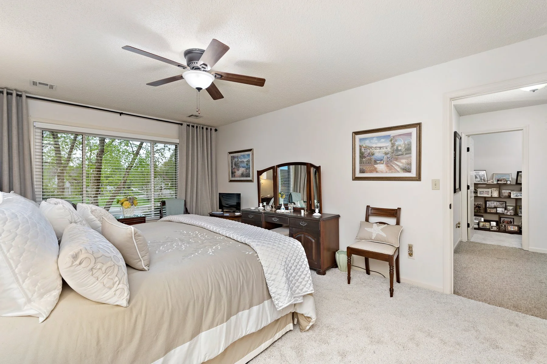 6205 w 126th Terrace - web-132.jpg