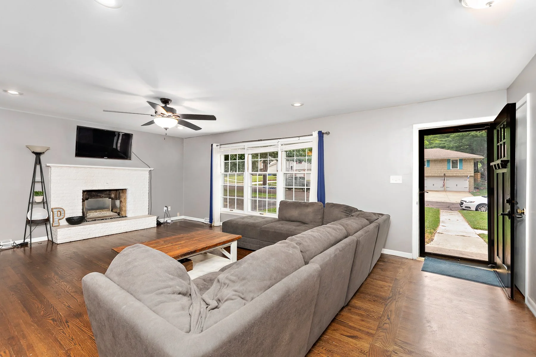 9404 Farley Lane - Web-104.JPG