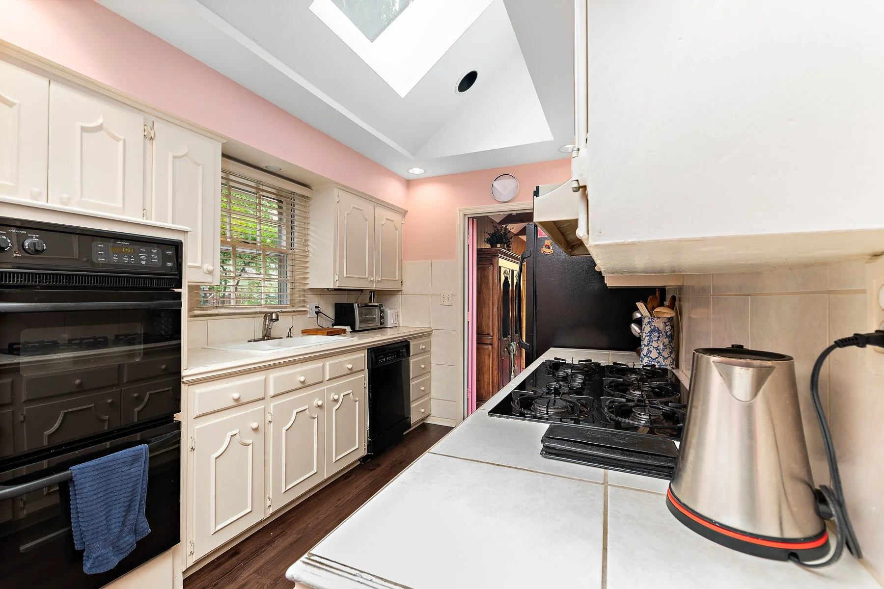 9105 Buena Vista - Web-110.JPG