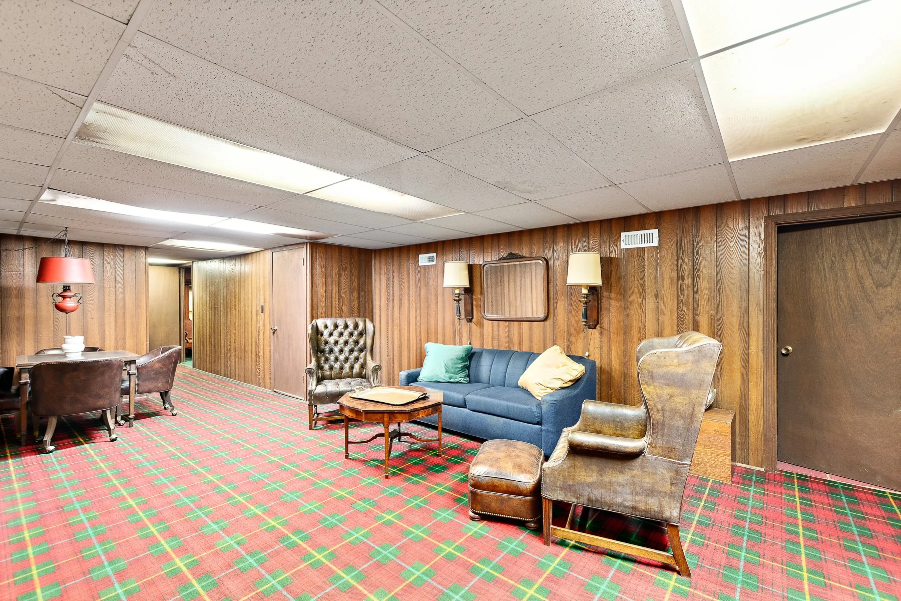 9105 Buena Vista - Web-126.JPG