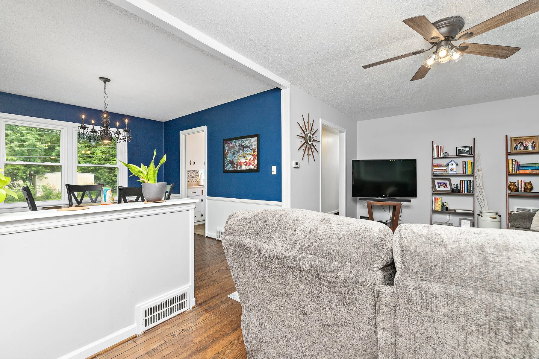 8139 WOODWARD STREET - Web-103.JPG