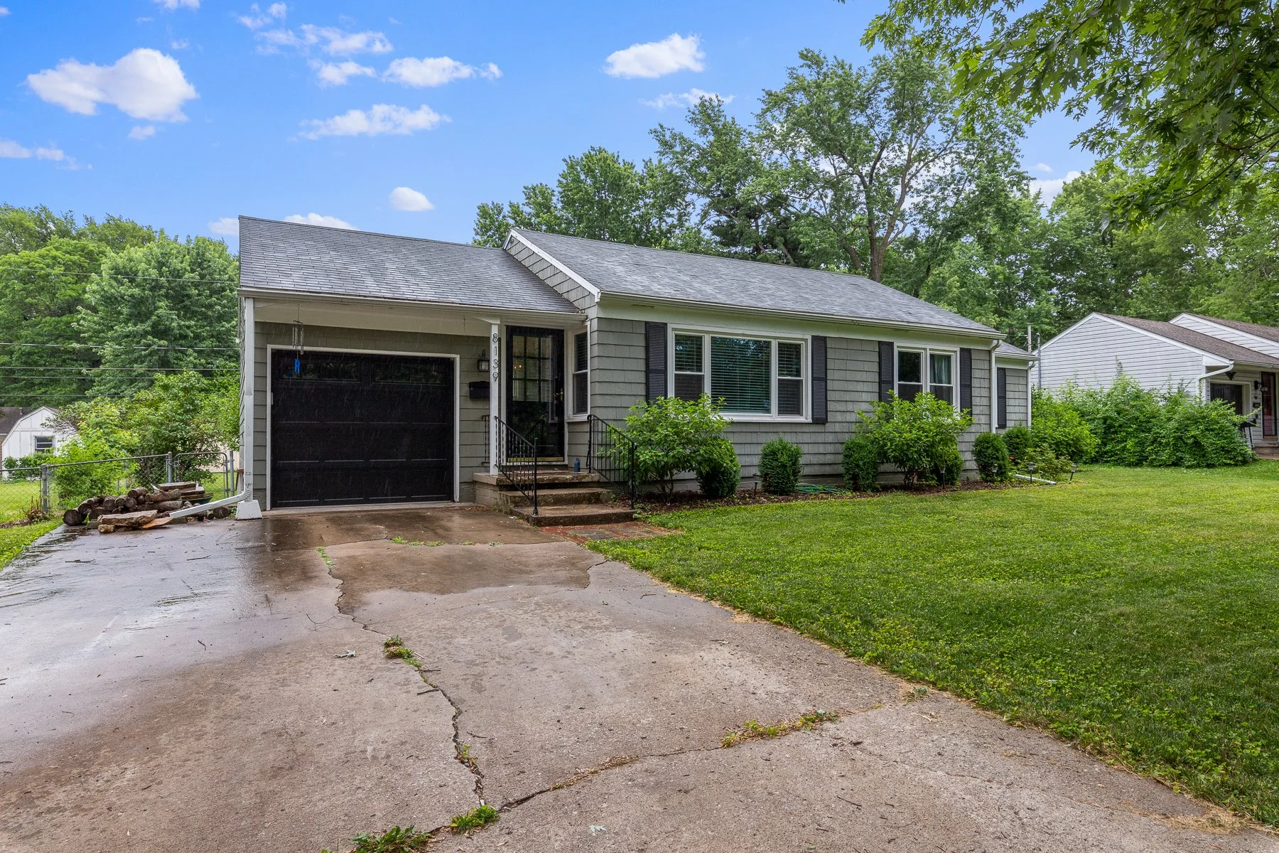 8139 WOODWARD STREET - Web-100.JPG