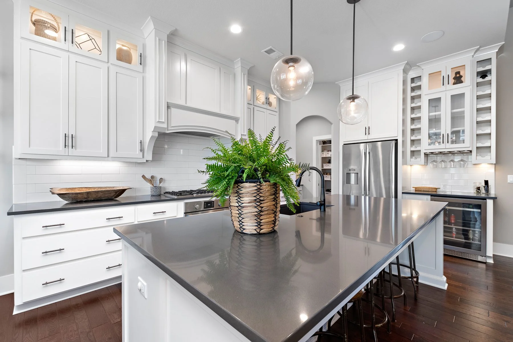 17132 Ballentine Street - Web-109.JPG