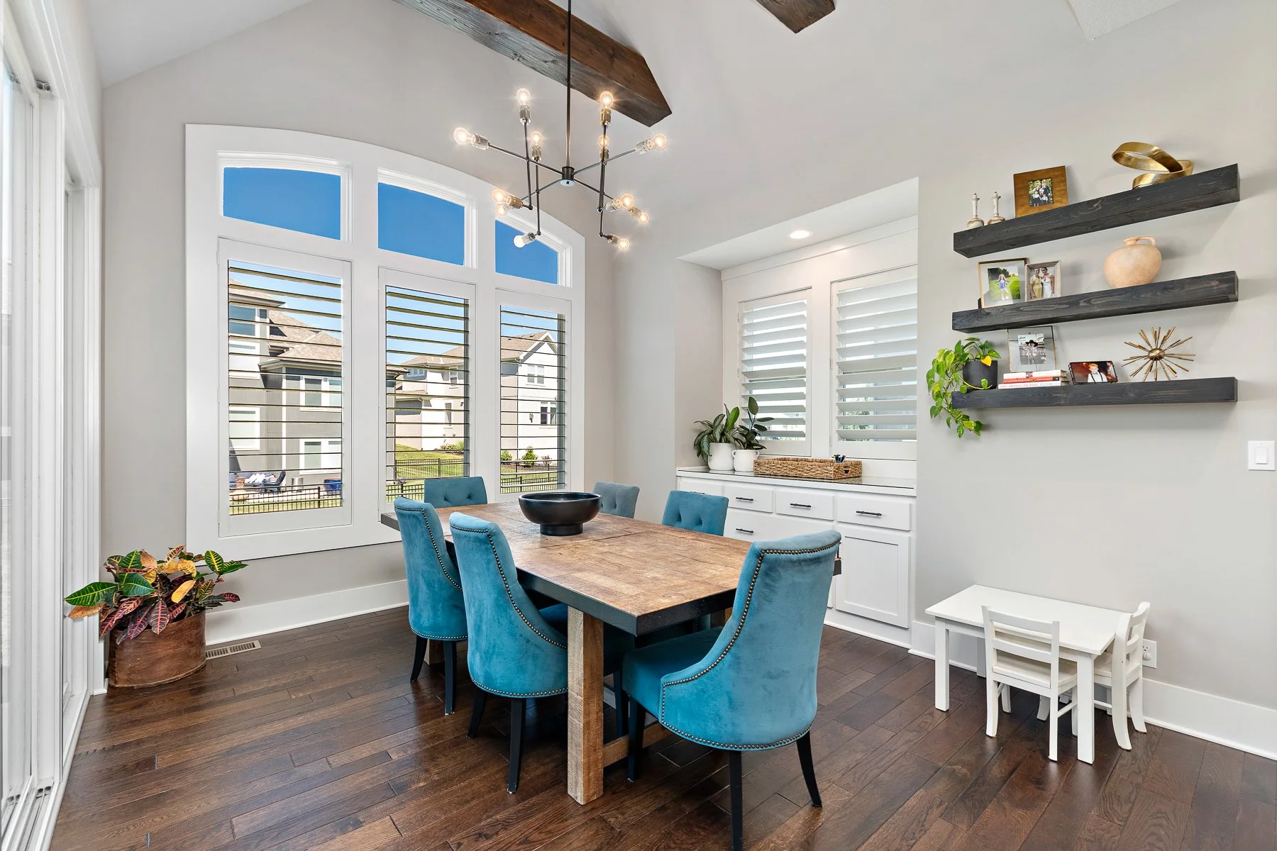 17132 Ballentine Street - Web-110.JPG