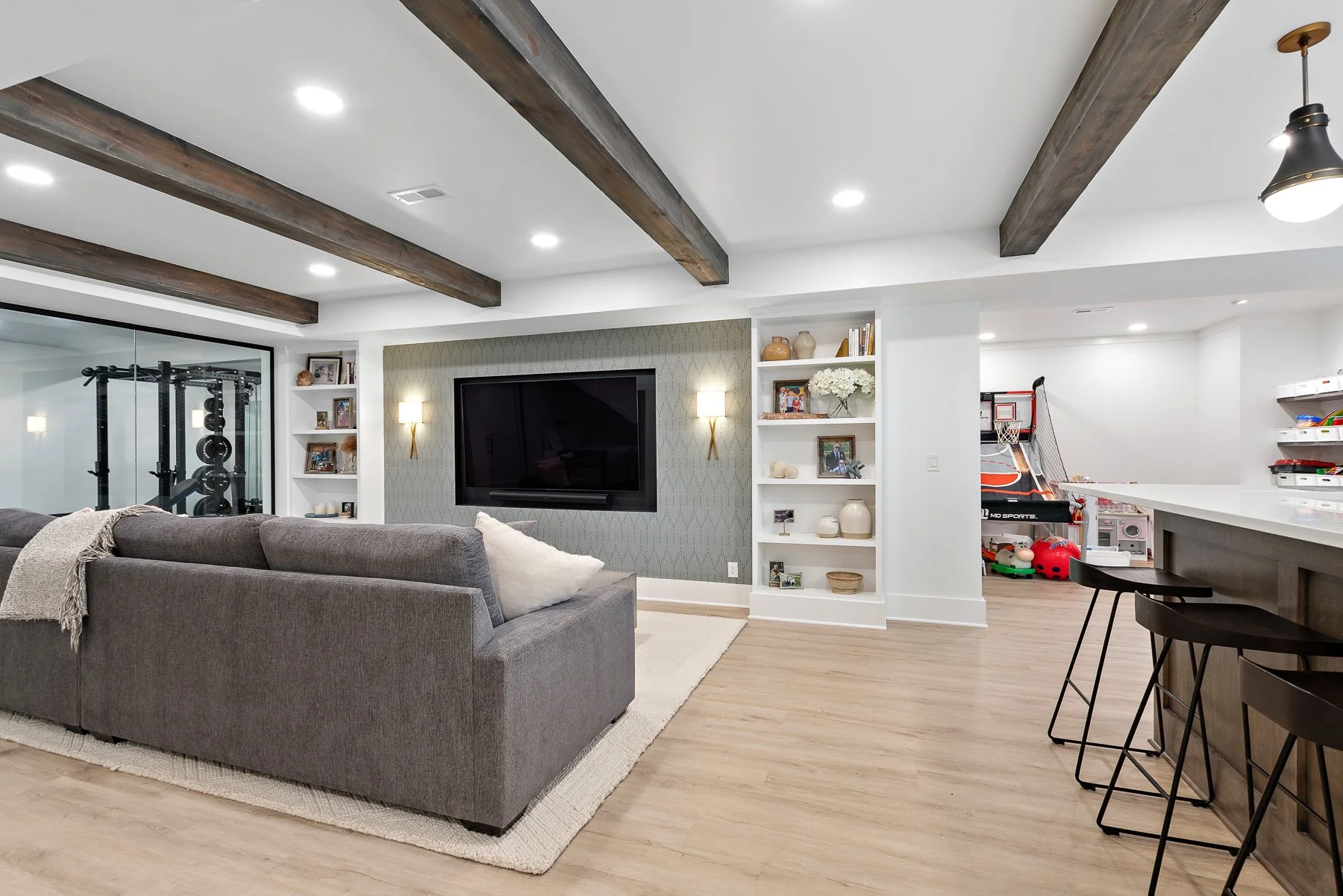 17132 Ballentine Street - Web-134.JPG