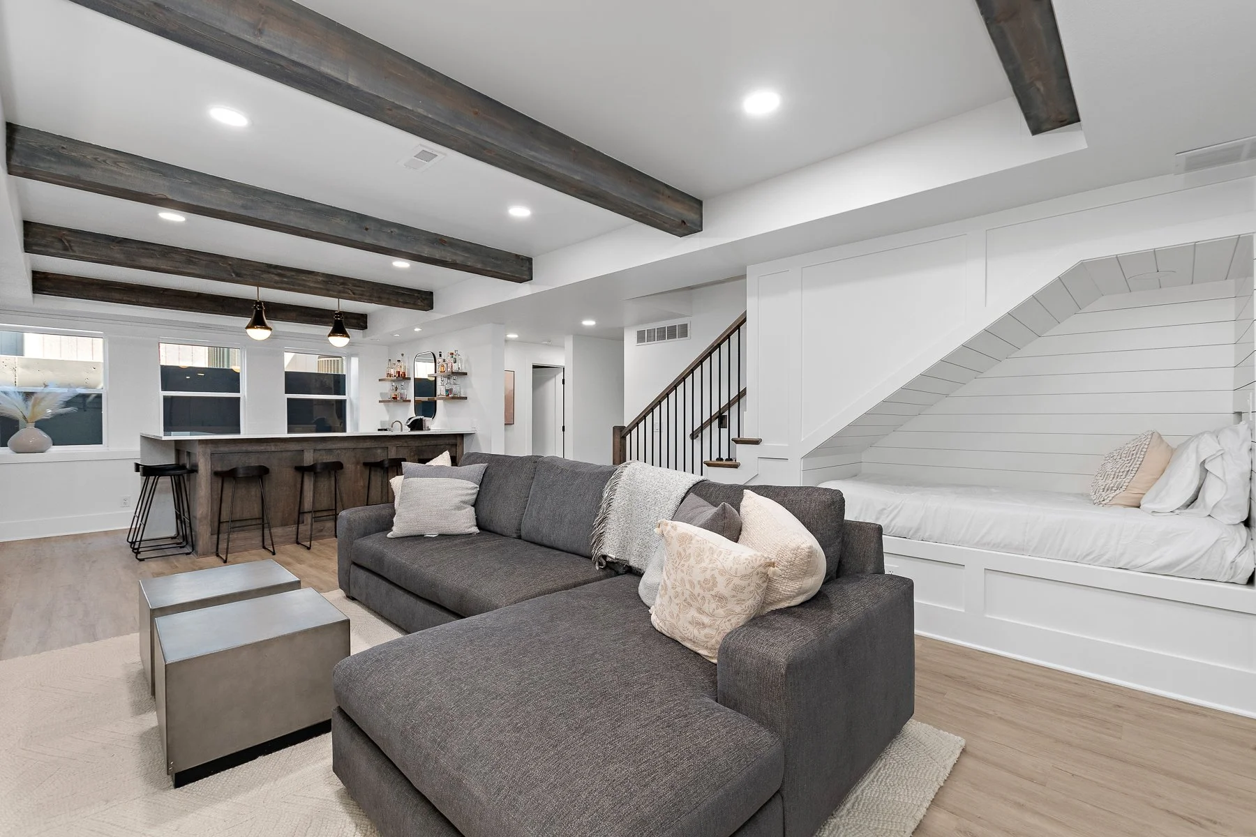 17132 Ballentine Street - Web-135.JPG