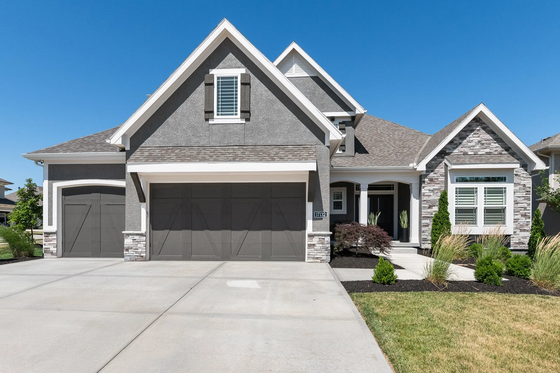 17132 Ballentine Street - Web-101.JPG