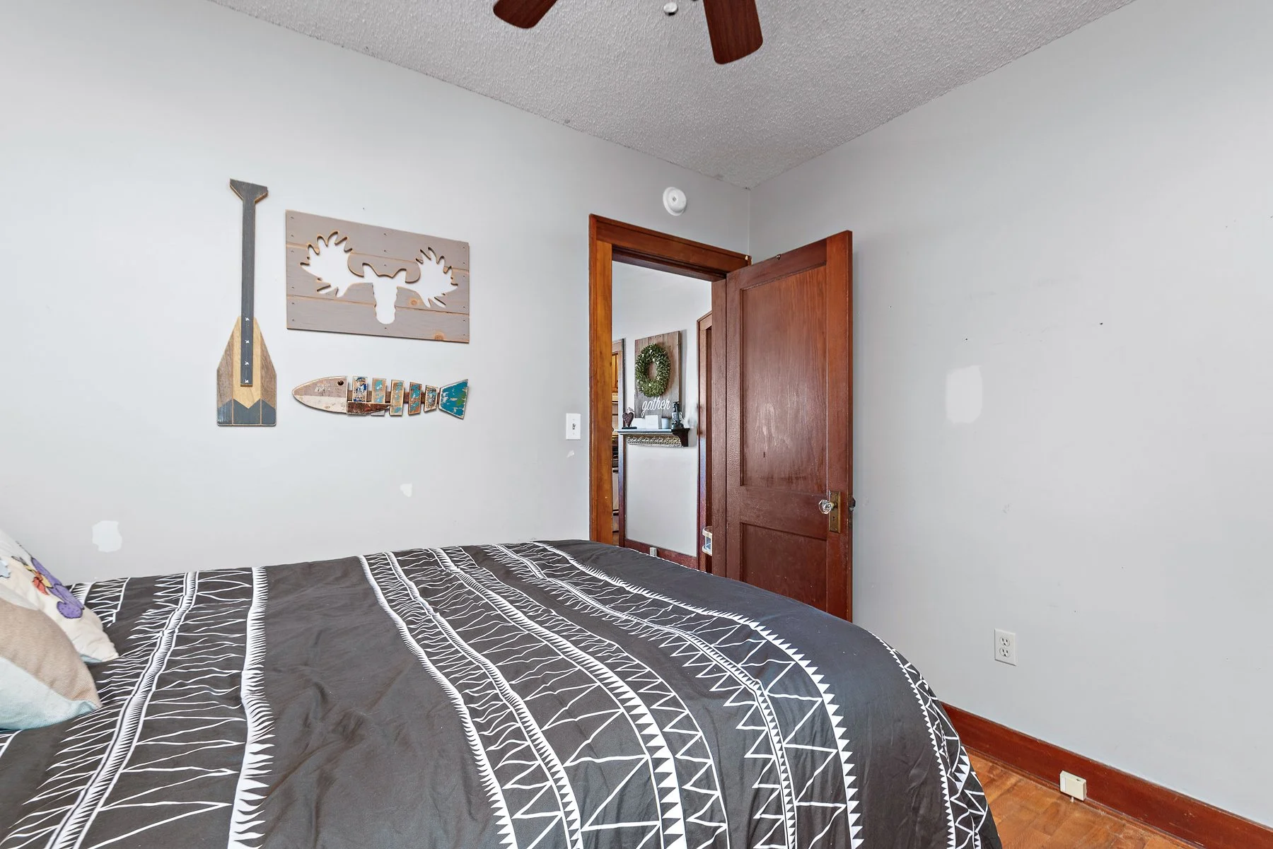 302 N 6th - Web-120.JPG