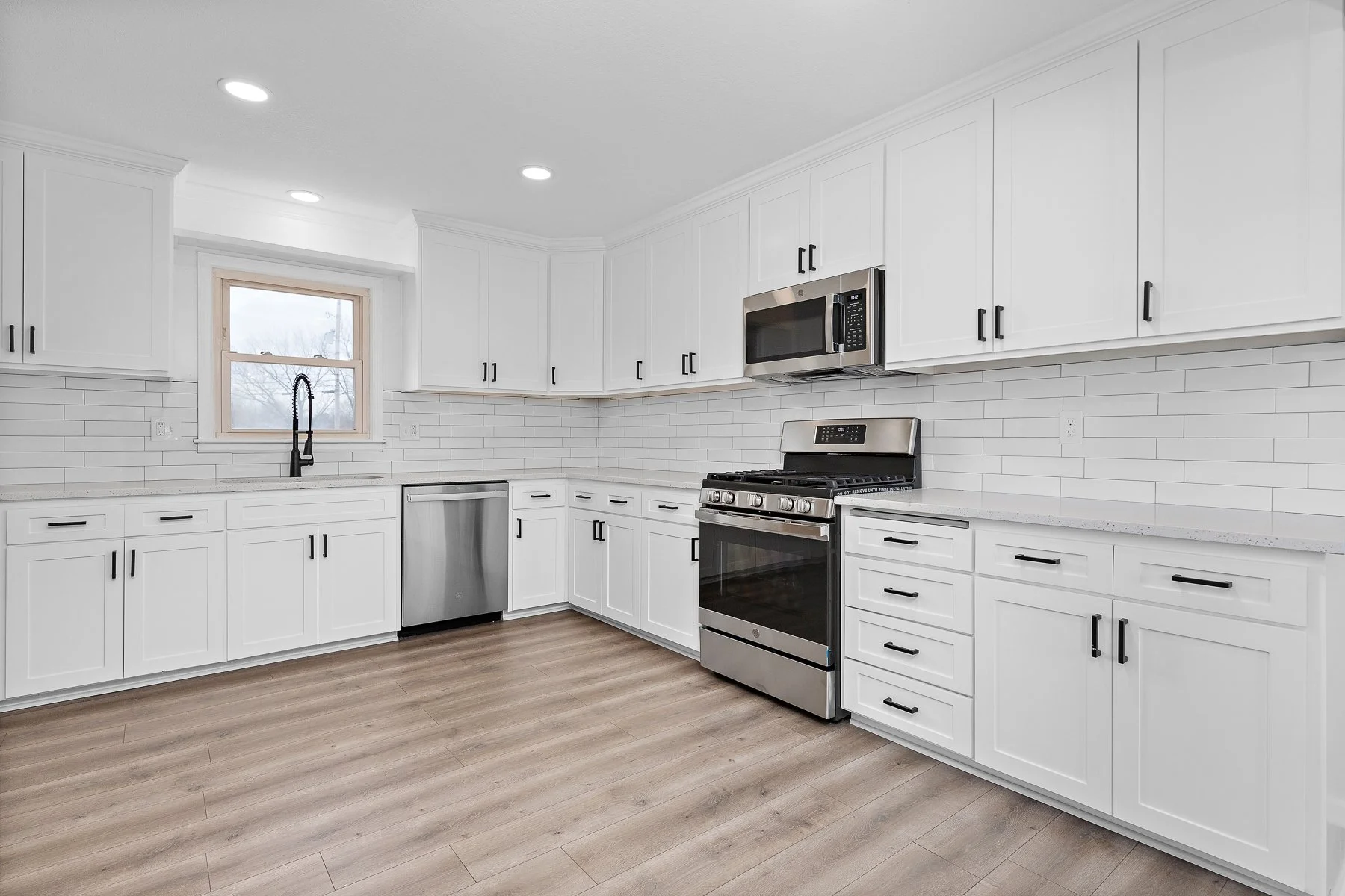 5519 WOODLAND DRIVE - Web-112.JPG