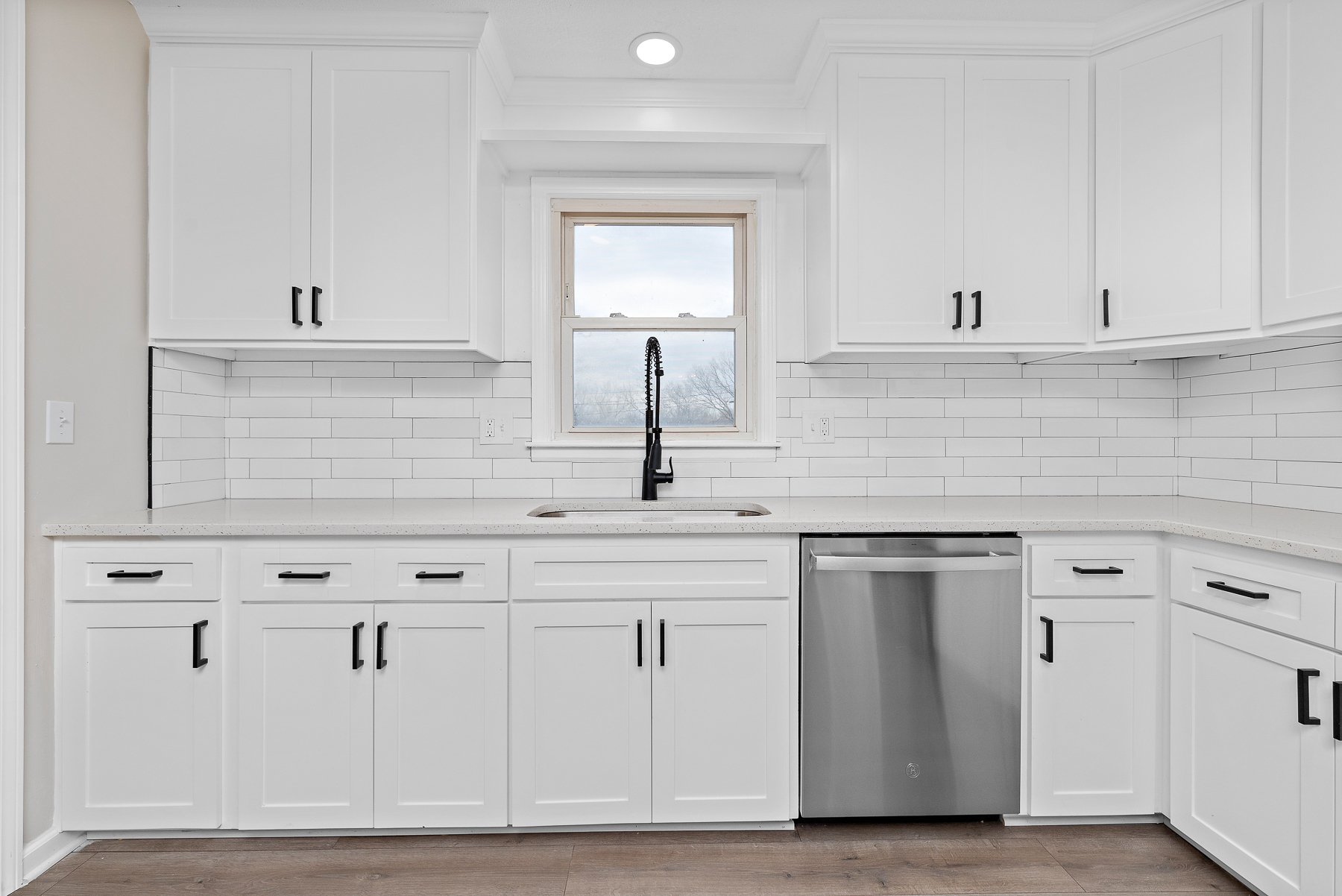 5519 WOODLAND DRIVE - Web-115.JPG